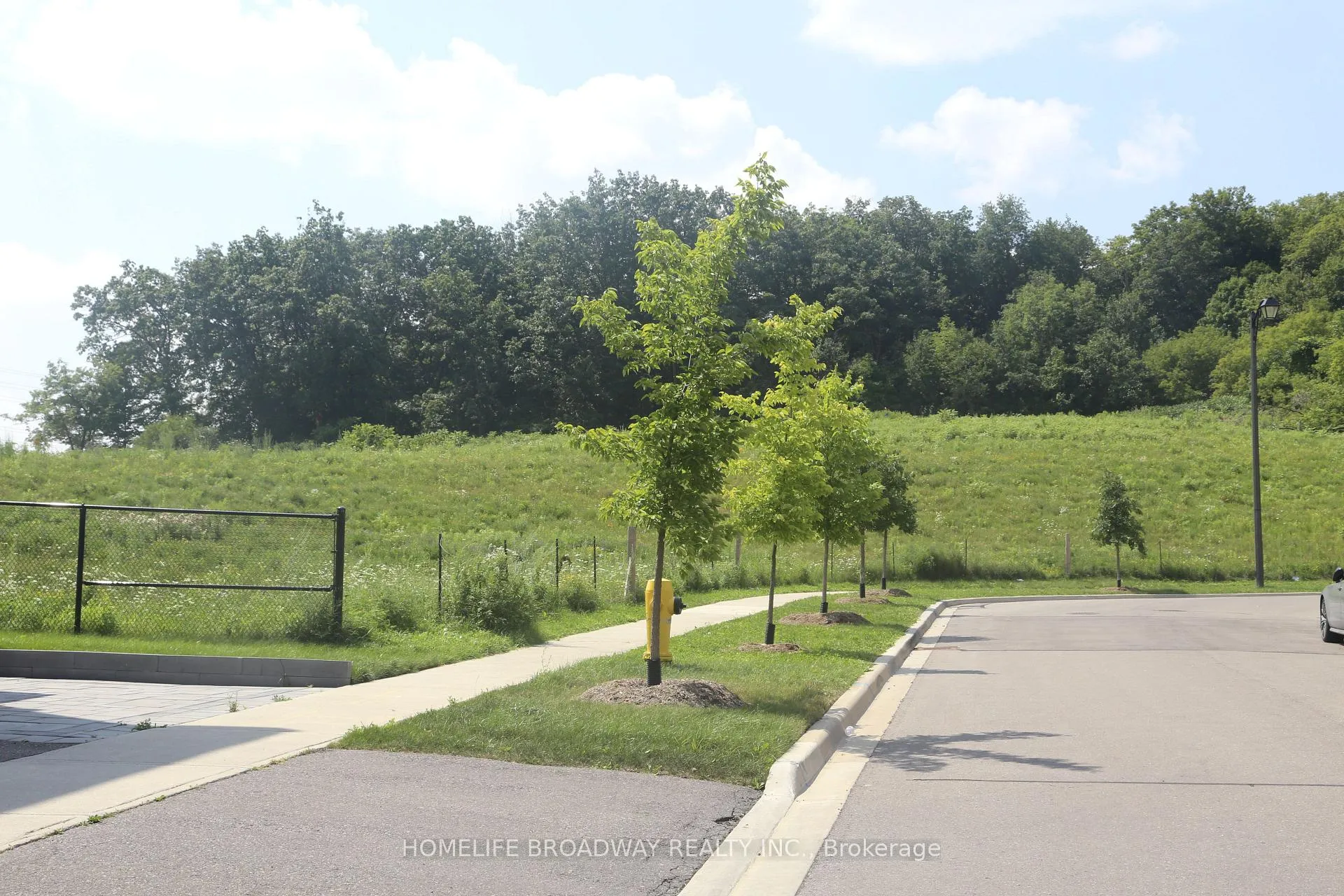 Photo 24 of 101 Carrville Woods Circle, Vaughan, Patterson — HOMEH