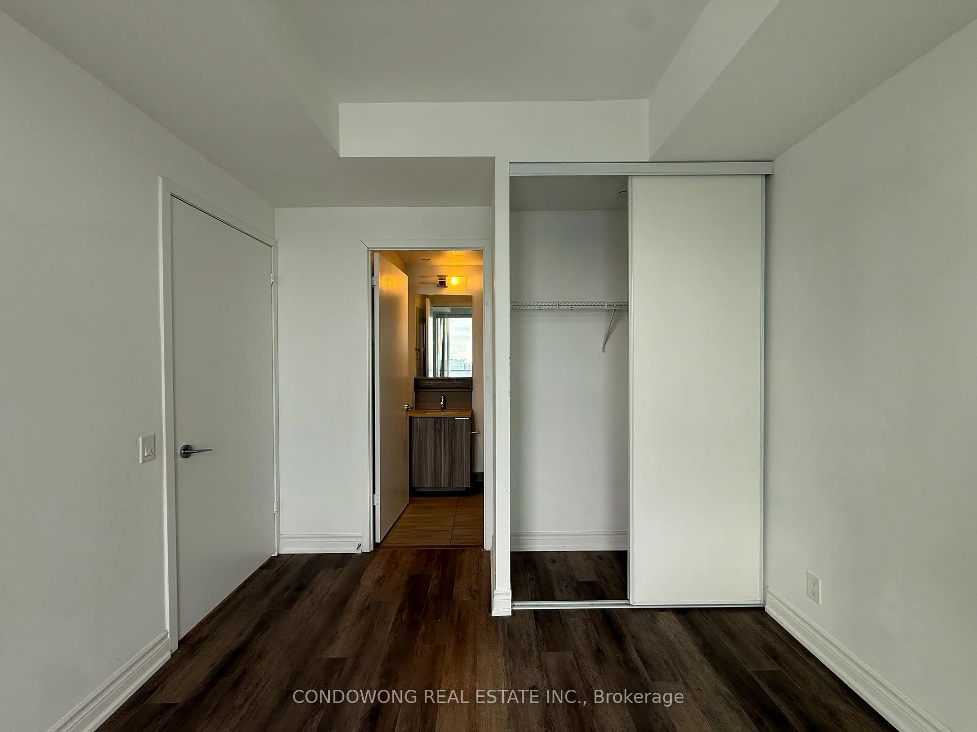 Photo 5 of Unit 2606, 5 Buttermill Avenue, Vaughan, Concord — HOMEH