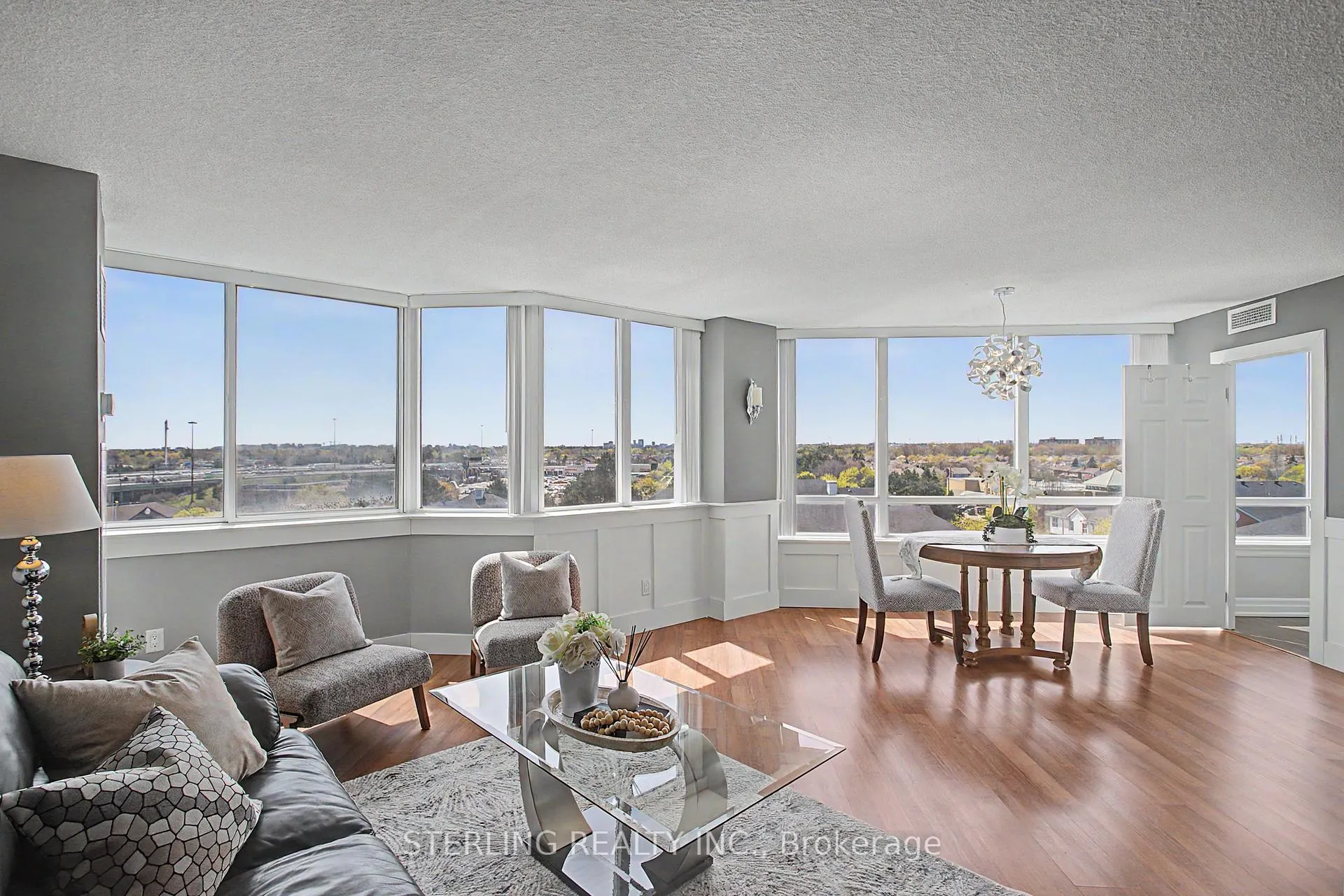 Photo 5 of Unit 821, 11753 Sheppard Avenue E, Scarborough, Rouge — HOMEH