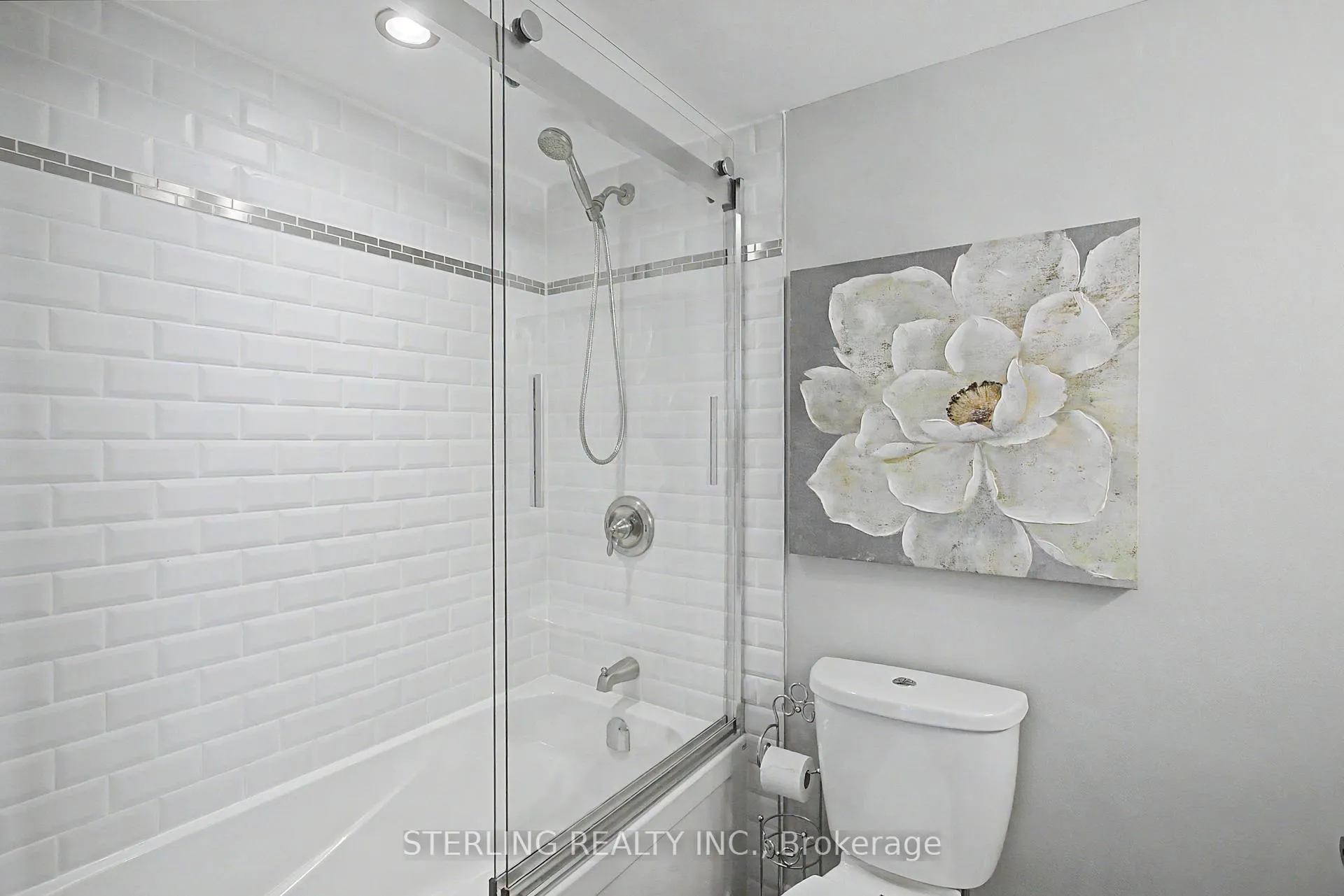 Photo 17 of Unit 821, 11753 Sheppard Avenue E, Scarborough, Rouge — HOMEH