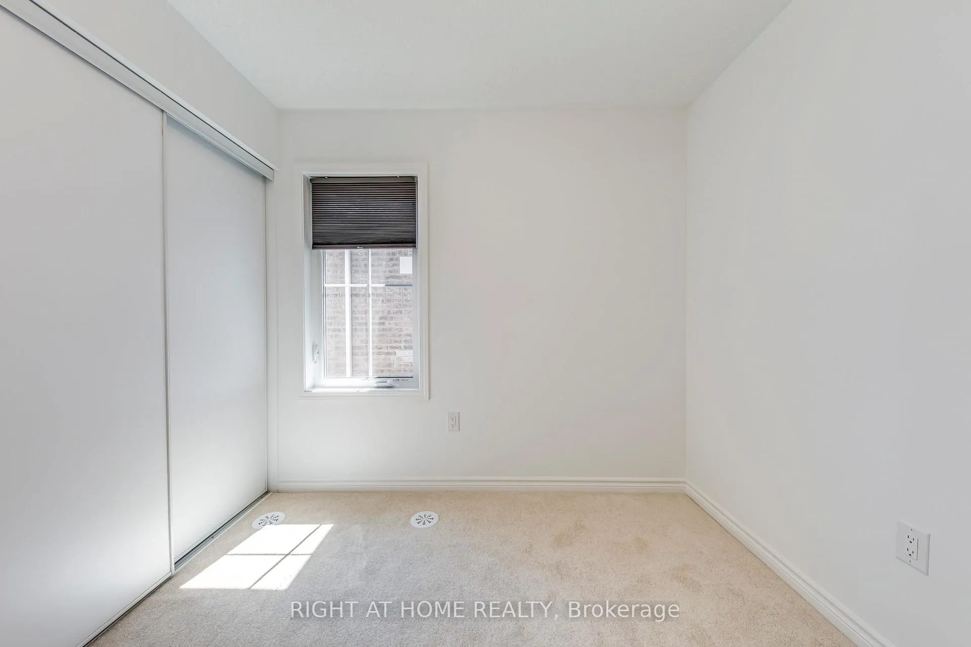 Photo 24 of 1805 Thames Circle, Milton, Bowes — HOMEH