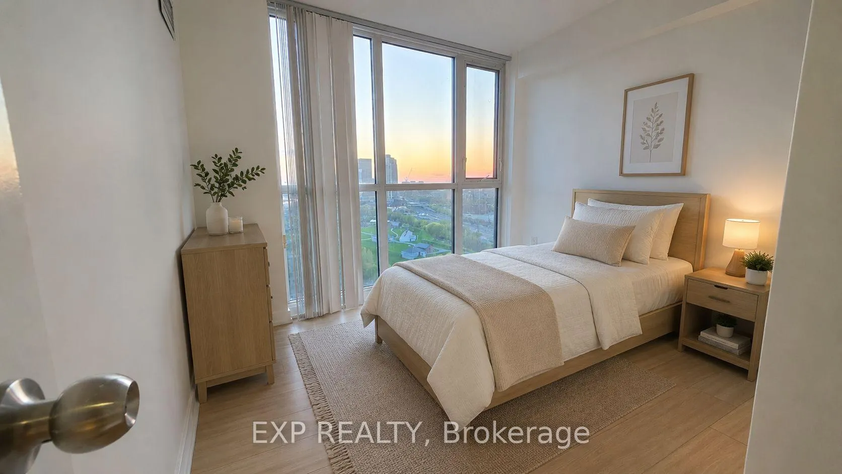 Photo 14 of Unit 2206, 85 Queens Wharf Road, Toronto, Waterfront Communities — HOMEH