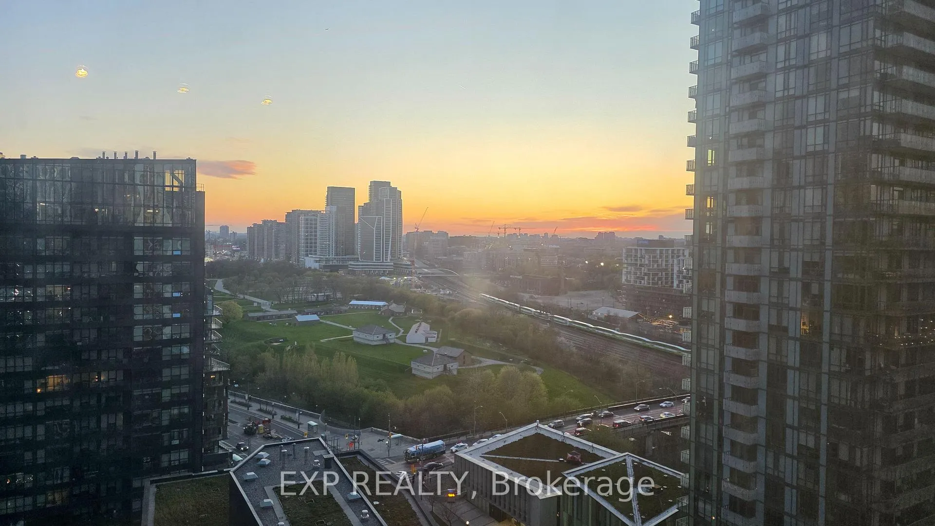 Photo 20 of Unit 2206, 85 Queens Wharf Road, Toronto, Waterfront Communities — HOMEH