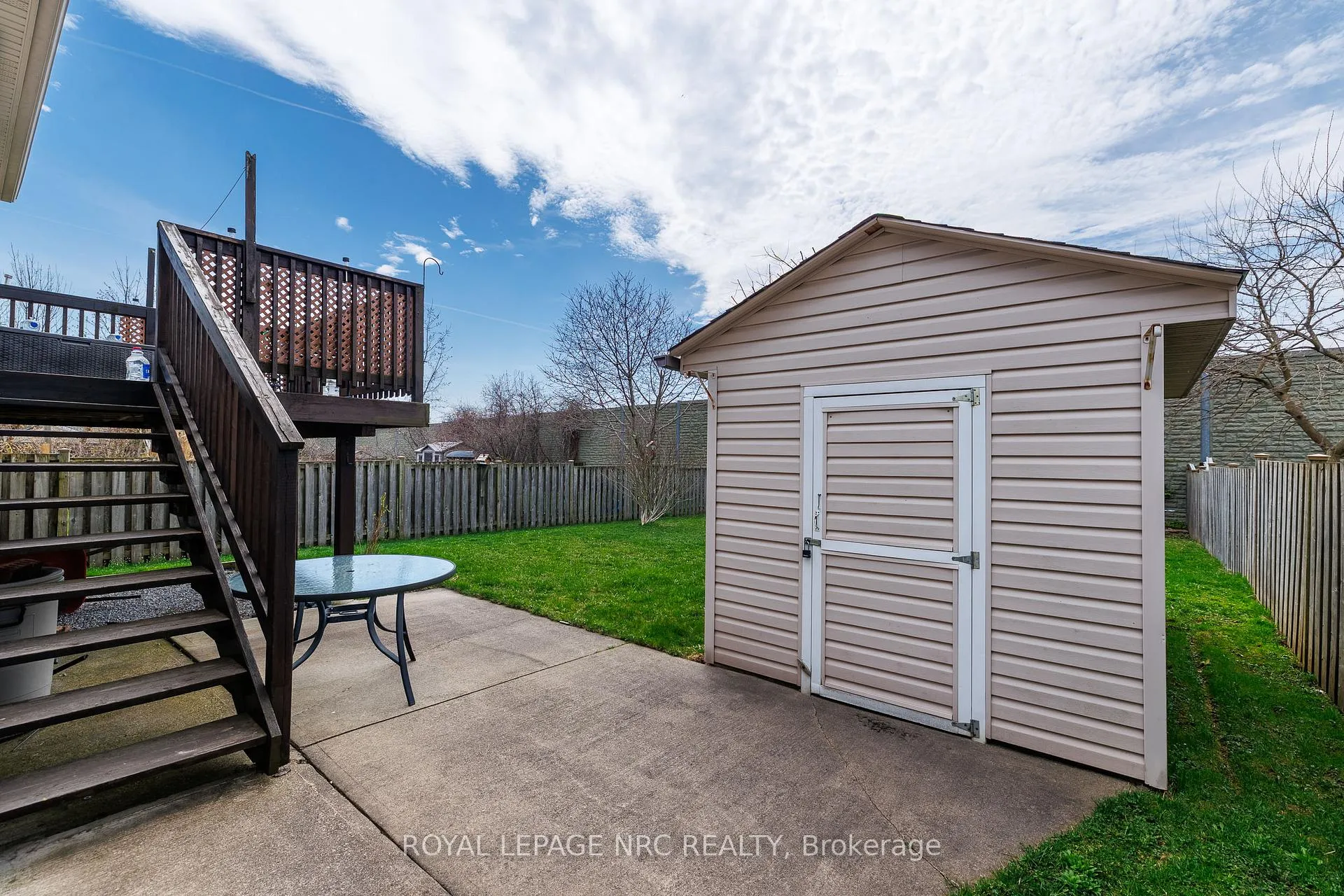 Photo 6 of 6787 Ailanthus Avenue, Niagara Falls, Arad/Fallsview — HOMEH