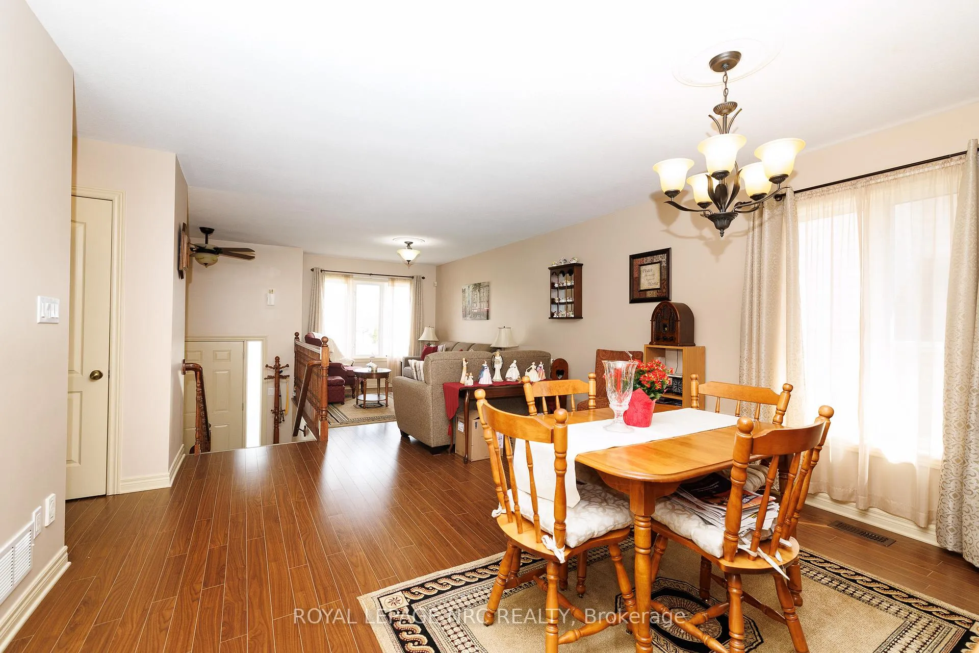 Photo 13 of 6787 Ailanthus Avenue, Niagara Falls, Arad/Fallsview — HOMEH