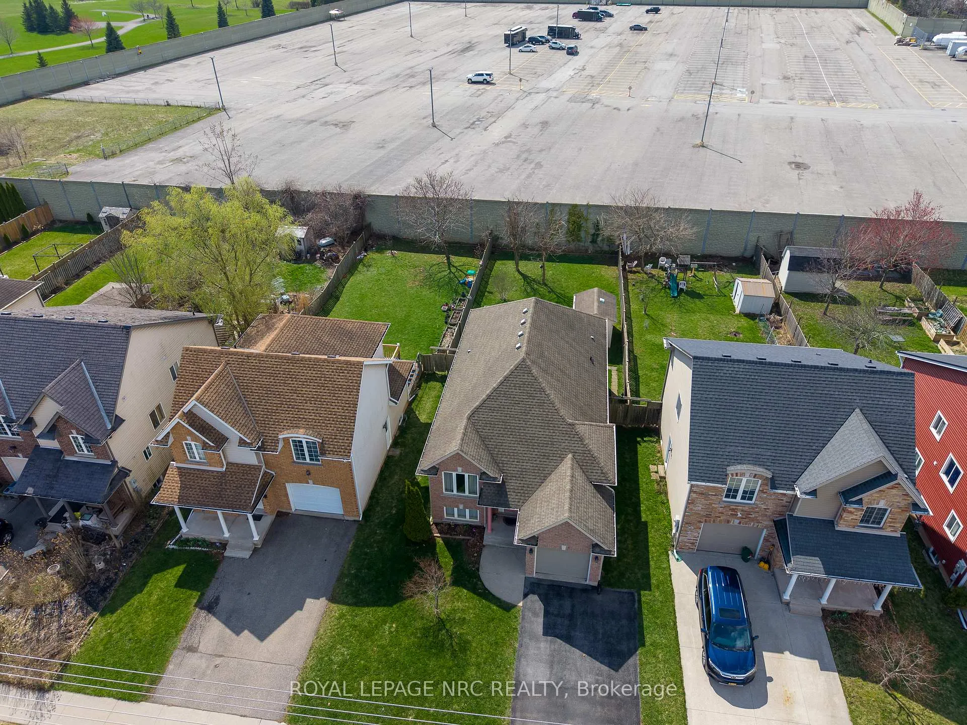 Photo 40 of 6787 Ailanthus Avenue, Niagara Falls, Arad/Fallsview — HOMEH
