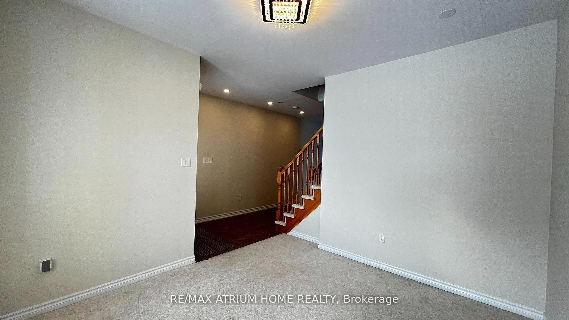 Photo 18 of 2 Forest Grove Lane, Kitchener — HOMEH