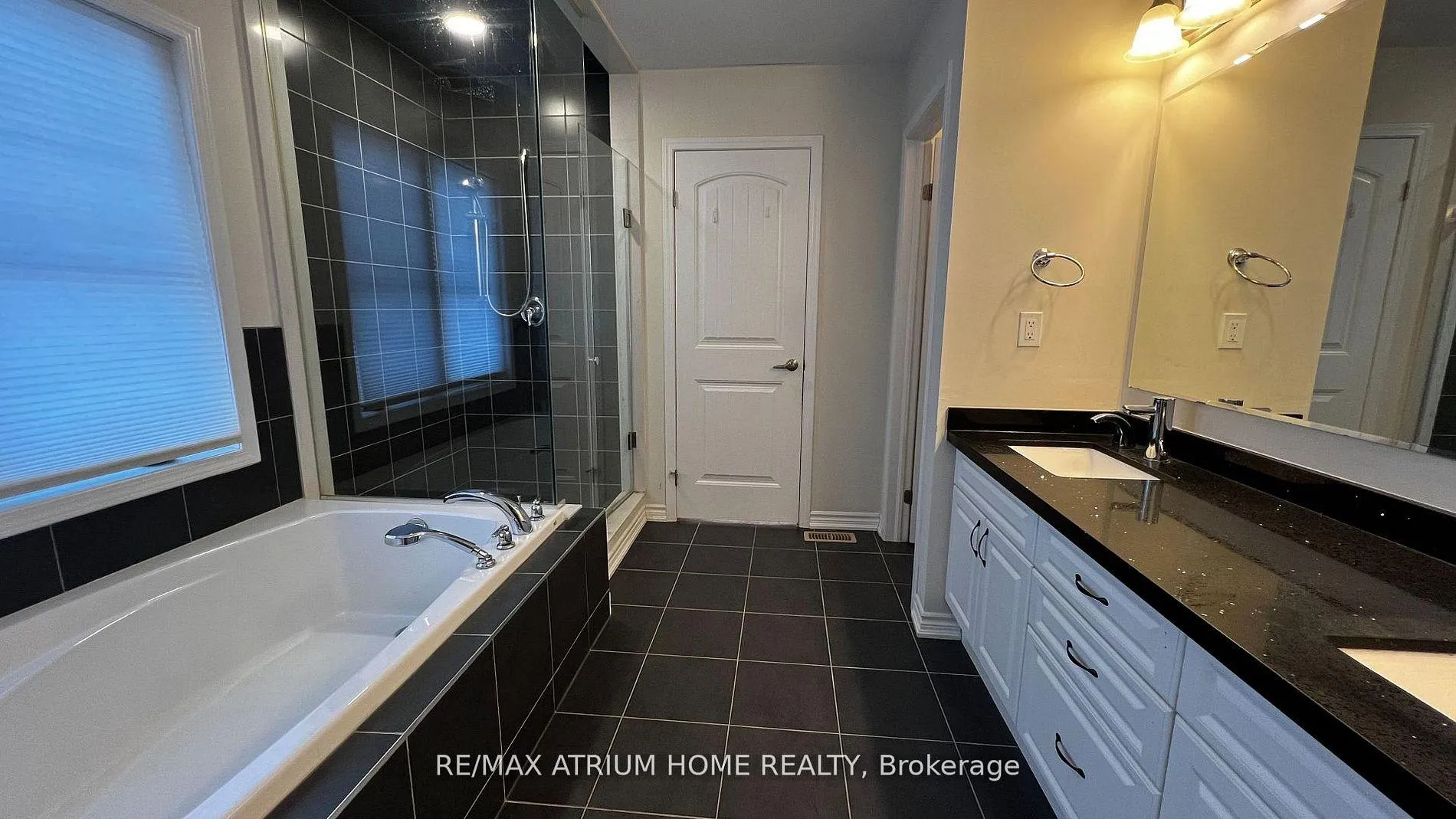 Photo 33 of 2 Forest Grove Lane, Kitchener — HOMEH