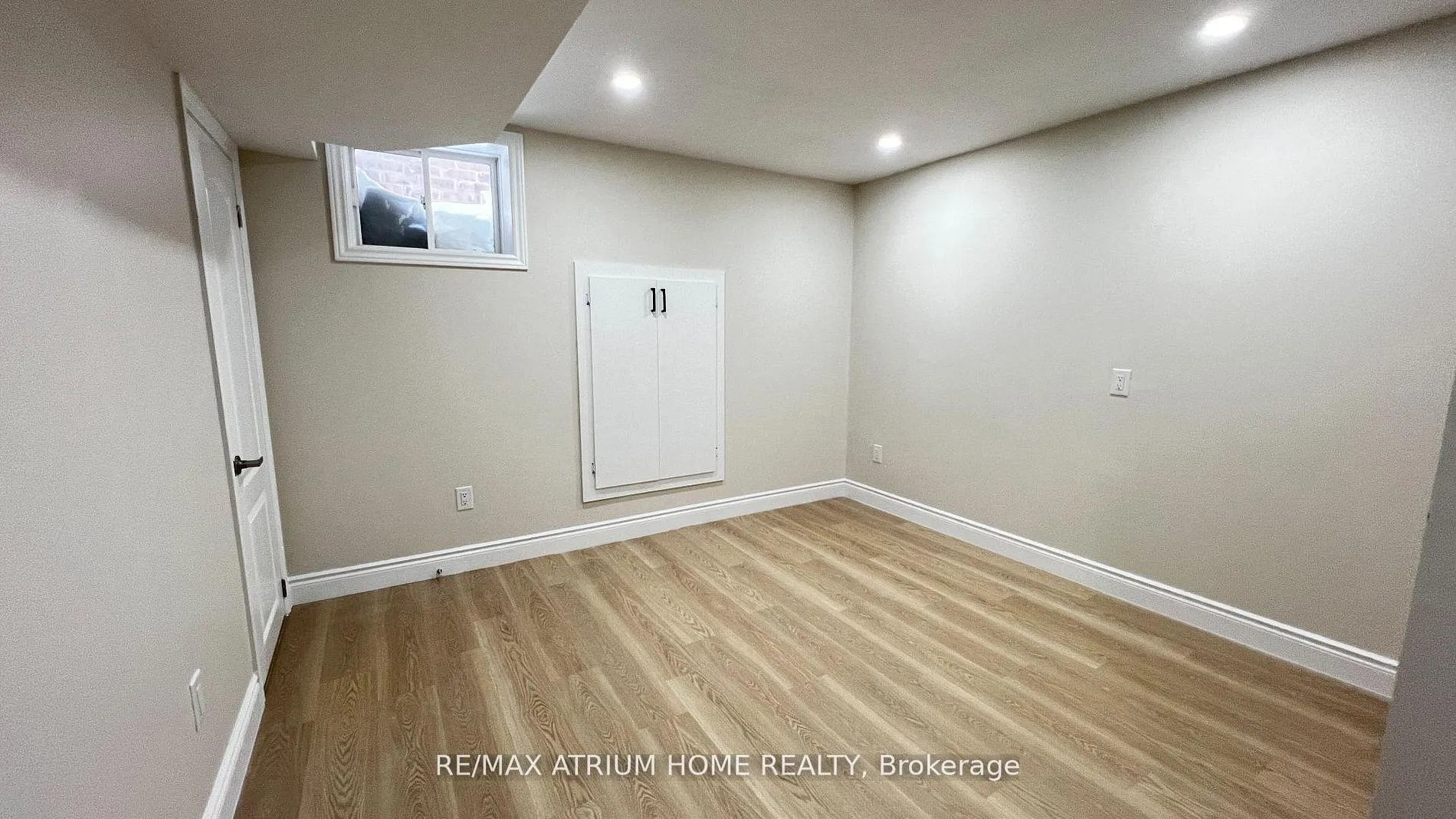 Photo 39 of 2 Forest Grove Lane, Kitchener — HOMEH