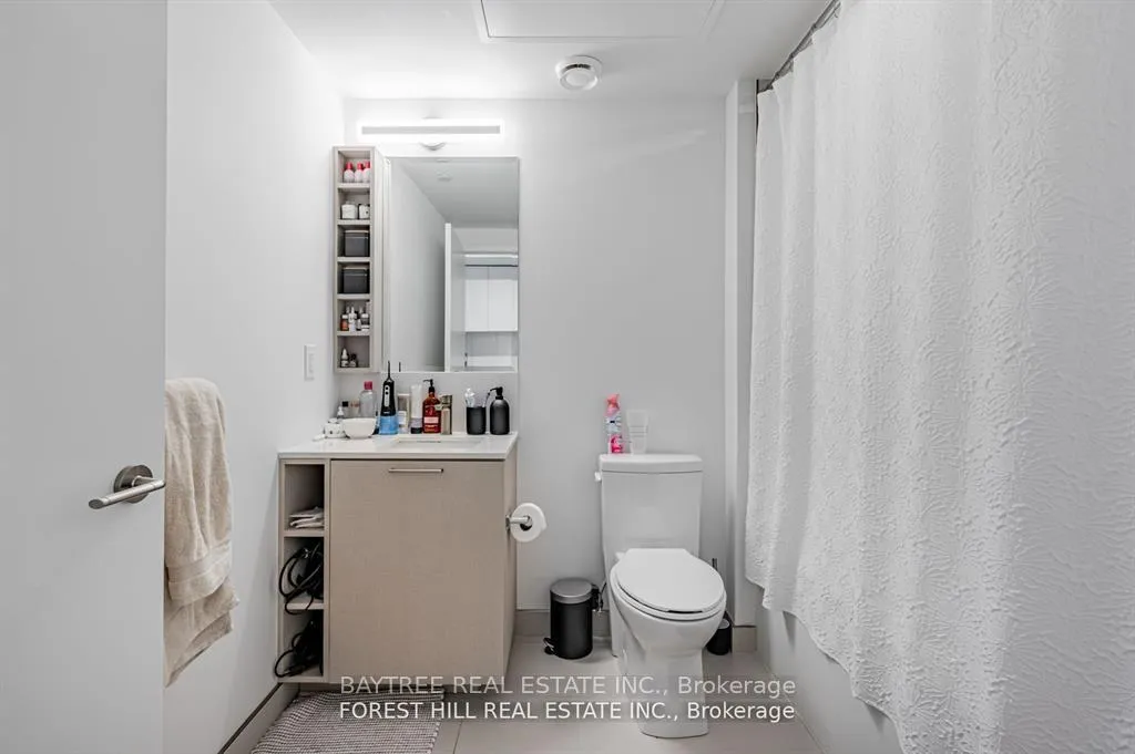 Photo 7 of Unit 922, 19 Western Battery Road, Toronto, Niagara — HOMEH