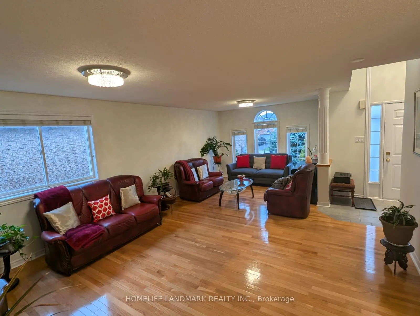 Photo 3 of 15 Jagges Drive, Barrie, Edgehill Drive — HOMEH