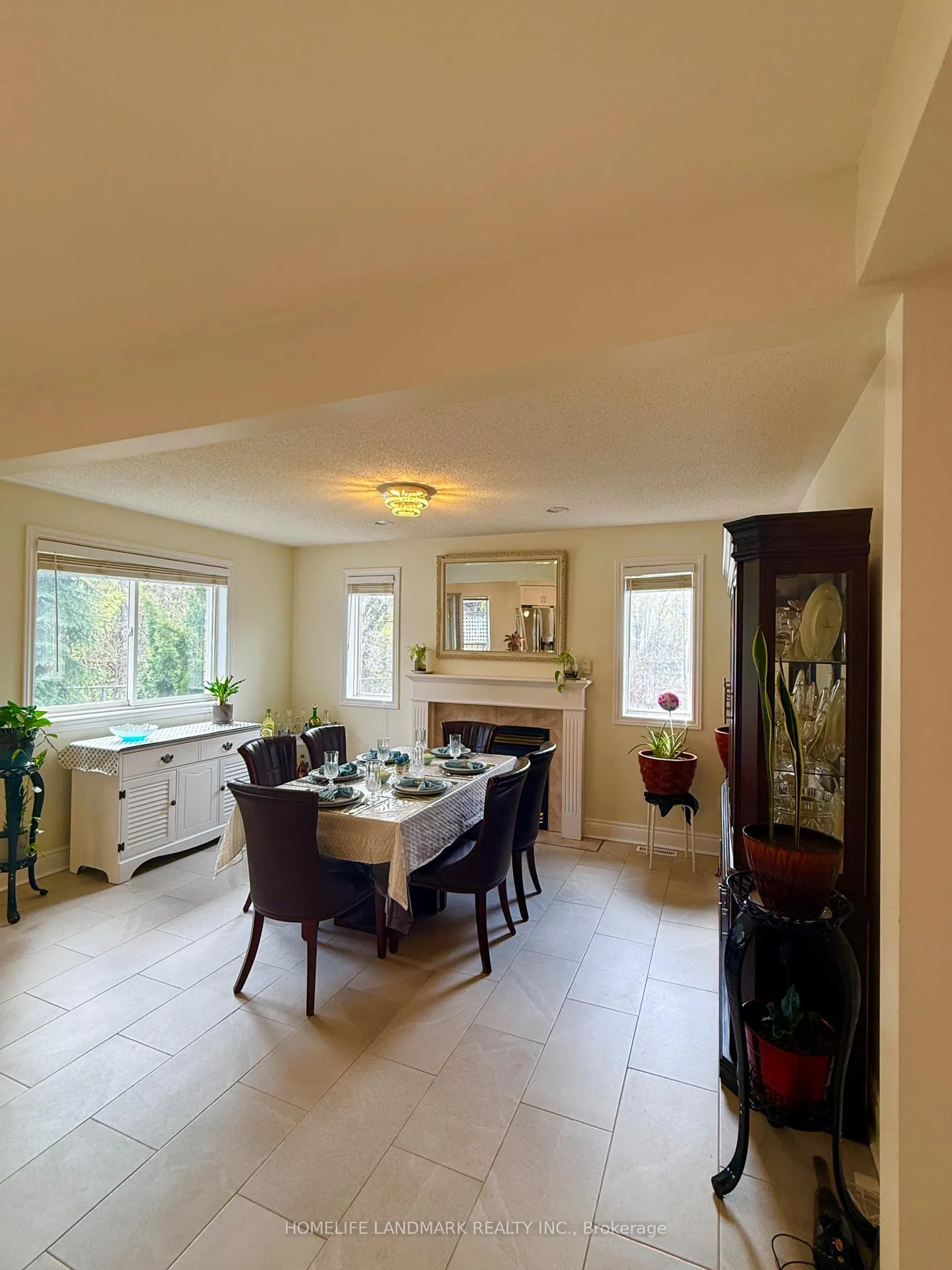 Photo 6 of 15 Jagges Drive, Barrie, Edgehill Drive — HOMEH