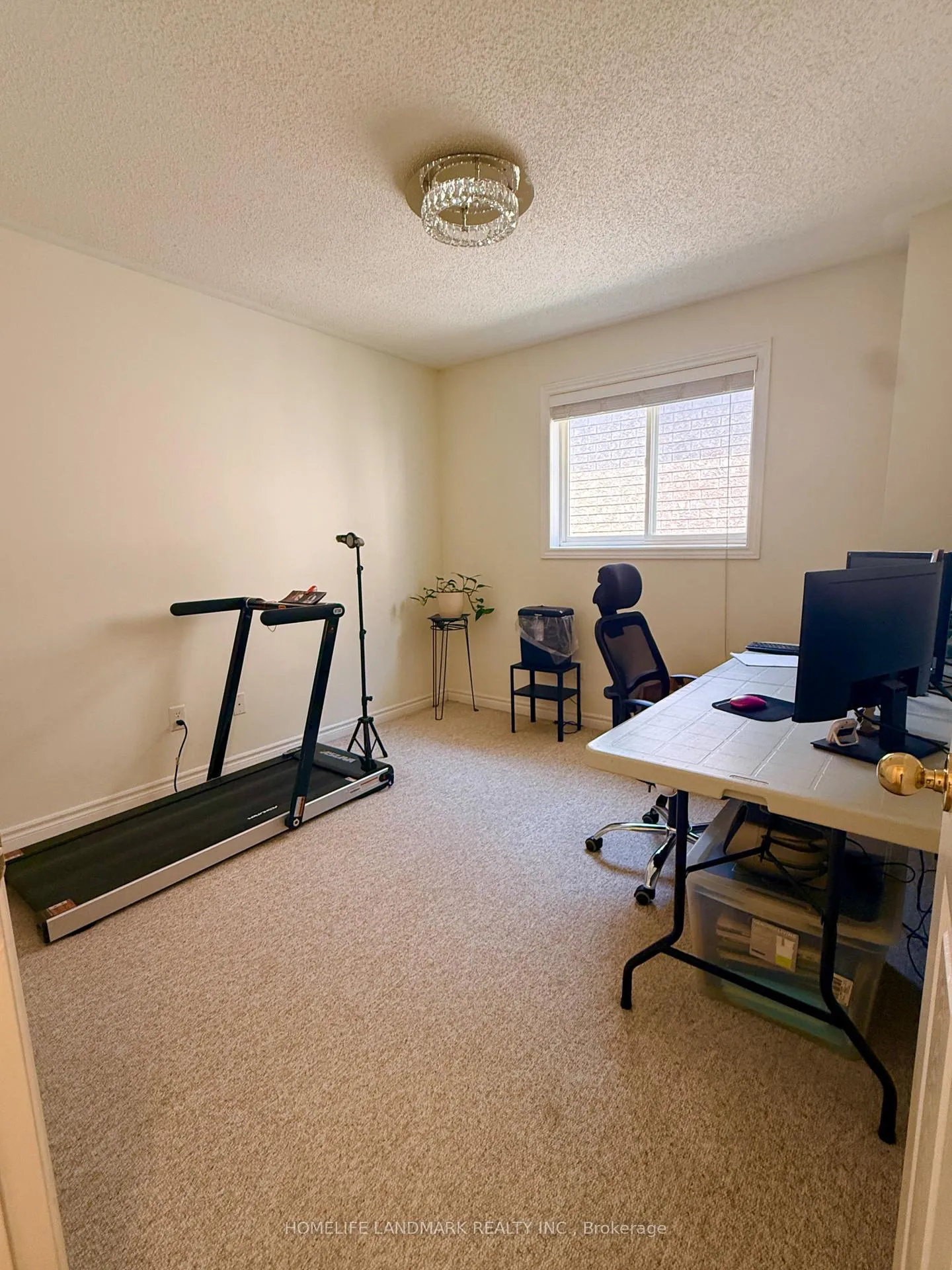 Photo 9 of 15 Jagges Drive, Barrie, Edgehill Drive — HOMEH