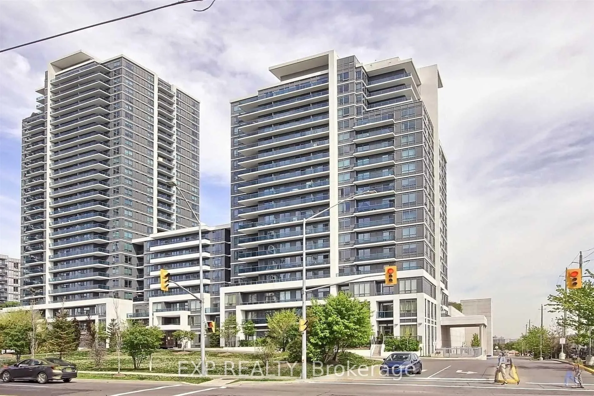 Photo 1 of Unit 523, 7167 Yonge Street, Markham, Grandview — HOMEH