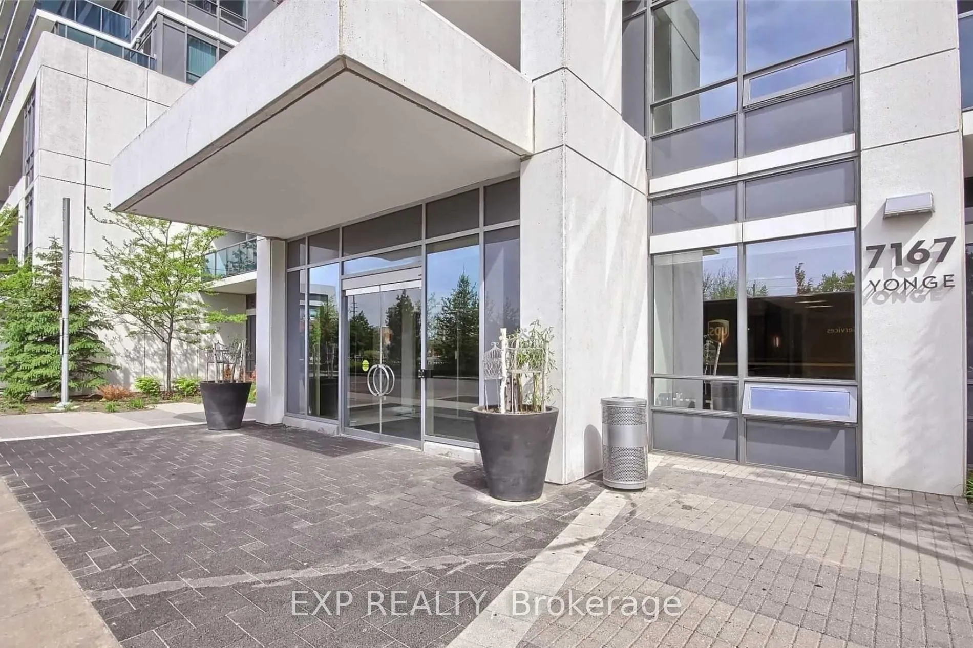 Photo 2 of Unit 523, 7167 Yonge Street, Markham, Grandview — HOMEH