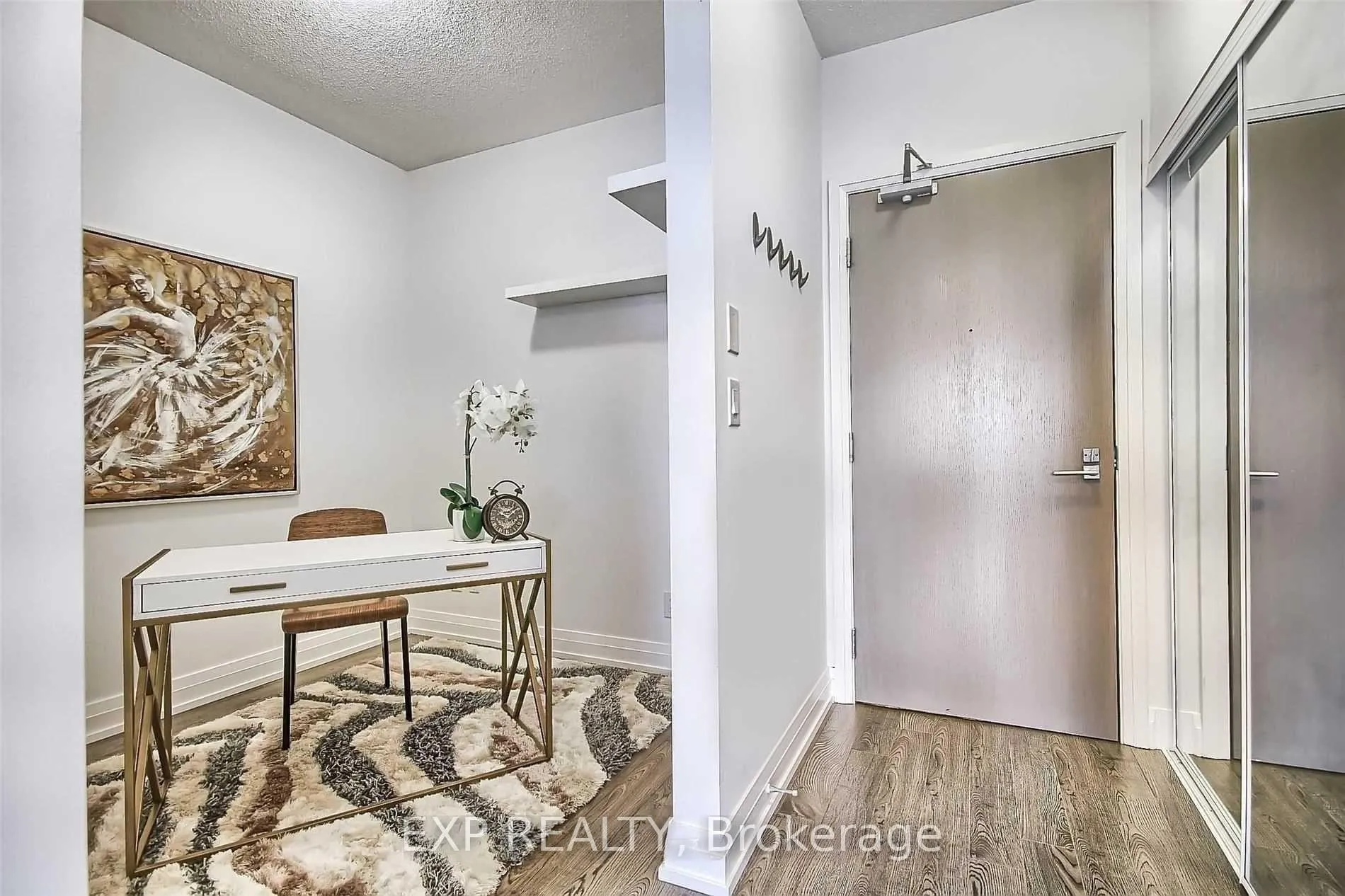 Photo 6 of Unit 523, 7167 Yonge Street, Markham, Grandview — HOMEH