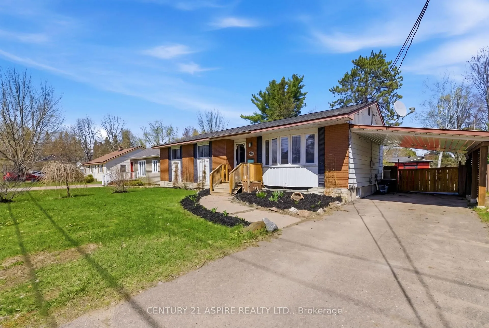 Photo 1 of 76 Doran Road, Petawawa — HOMEH