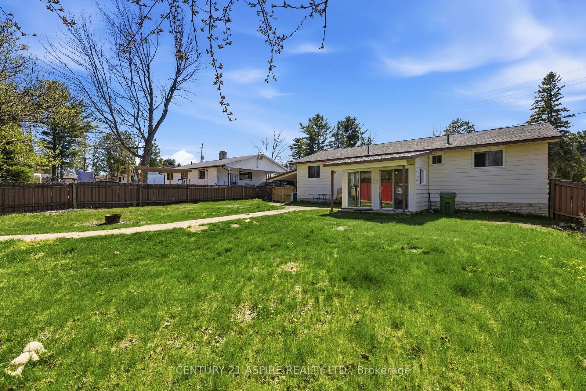 Photo 27 of 76 Doran Road, Petawawa — HOMEH
