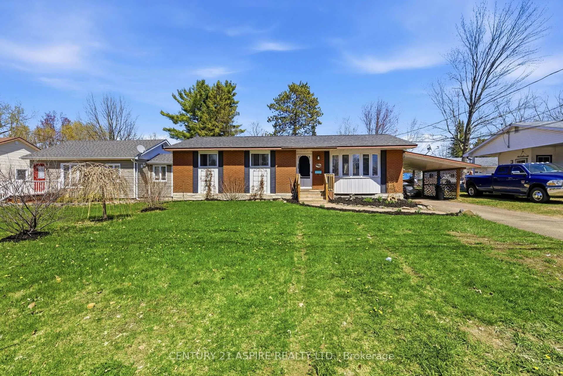 Photo 34 of 76 Doran Road, Petawawa — HOMEH