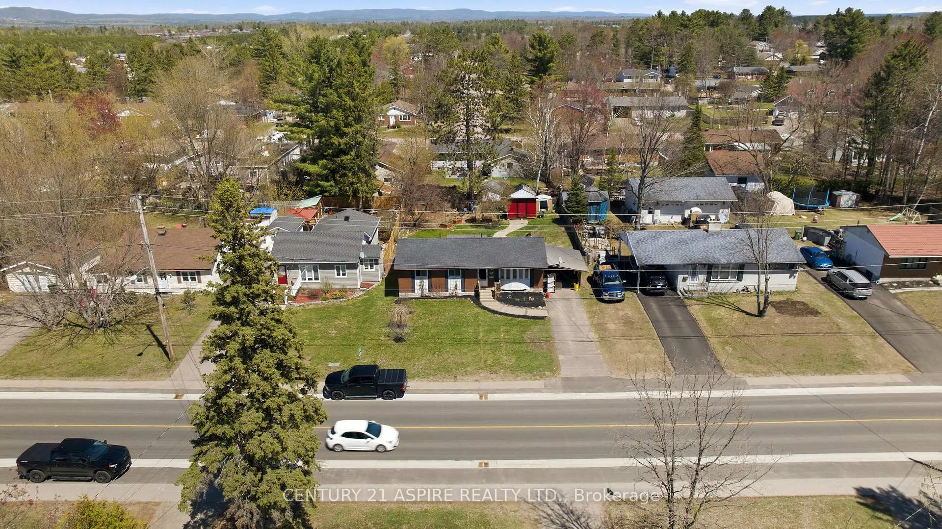 Photo 35 of 76 Doran Road, Petawawa — HOMEH