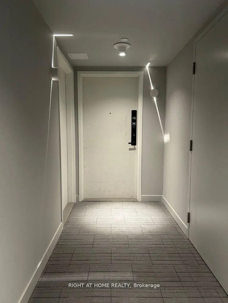 Photo 3 of Unit 4106, 3883 Quartz Road, Mississauga, City Centre — HOMEH