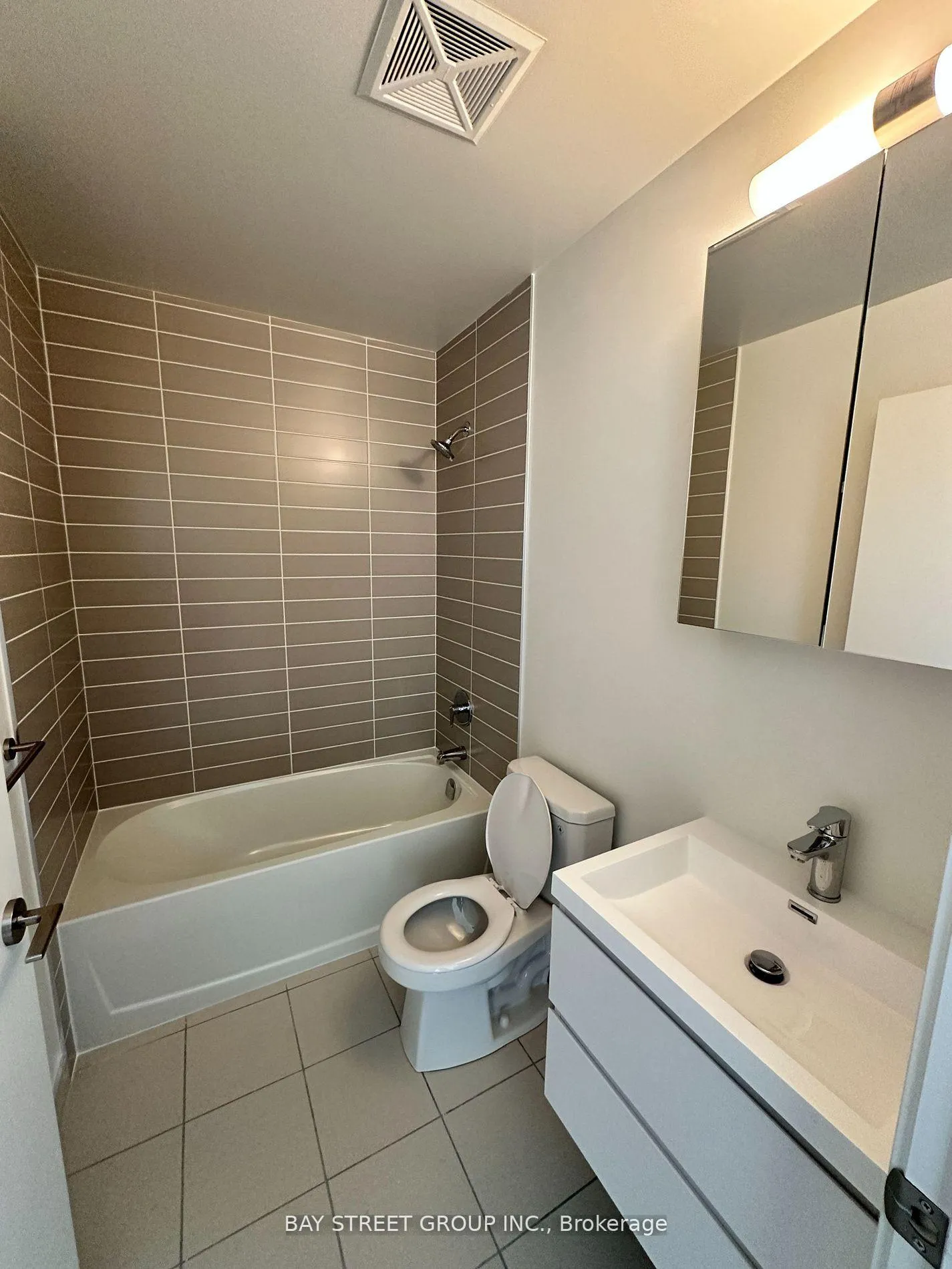 Photo 11 of Unit 1813, 292 Verdale Cross Road, Markham, Unionville — HOMEH