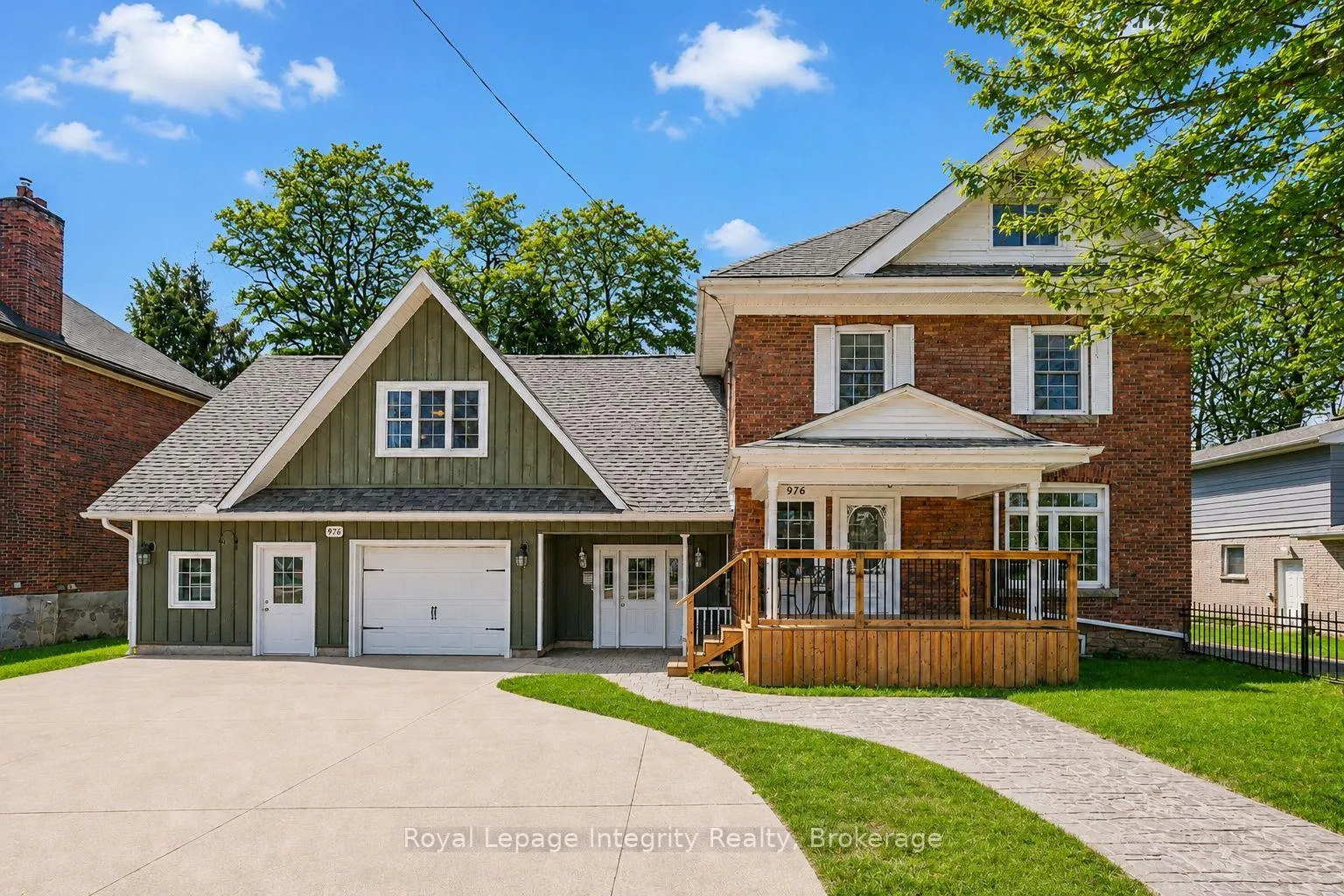 Photo 1 of 976 6th Avenue E, Owen Sound — HOMEH