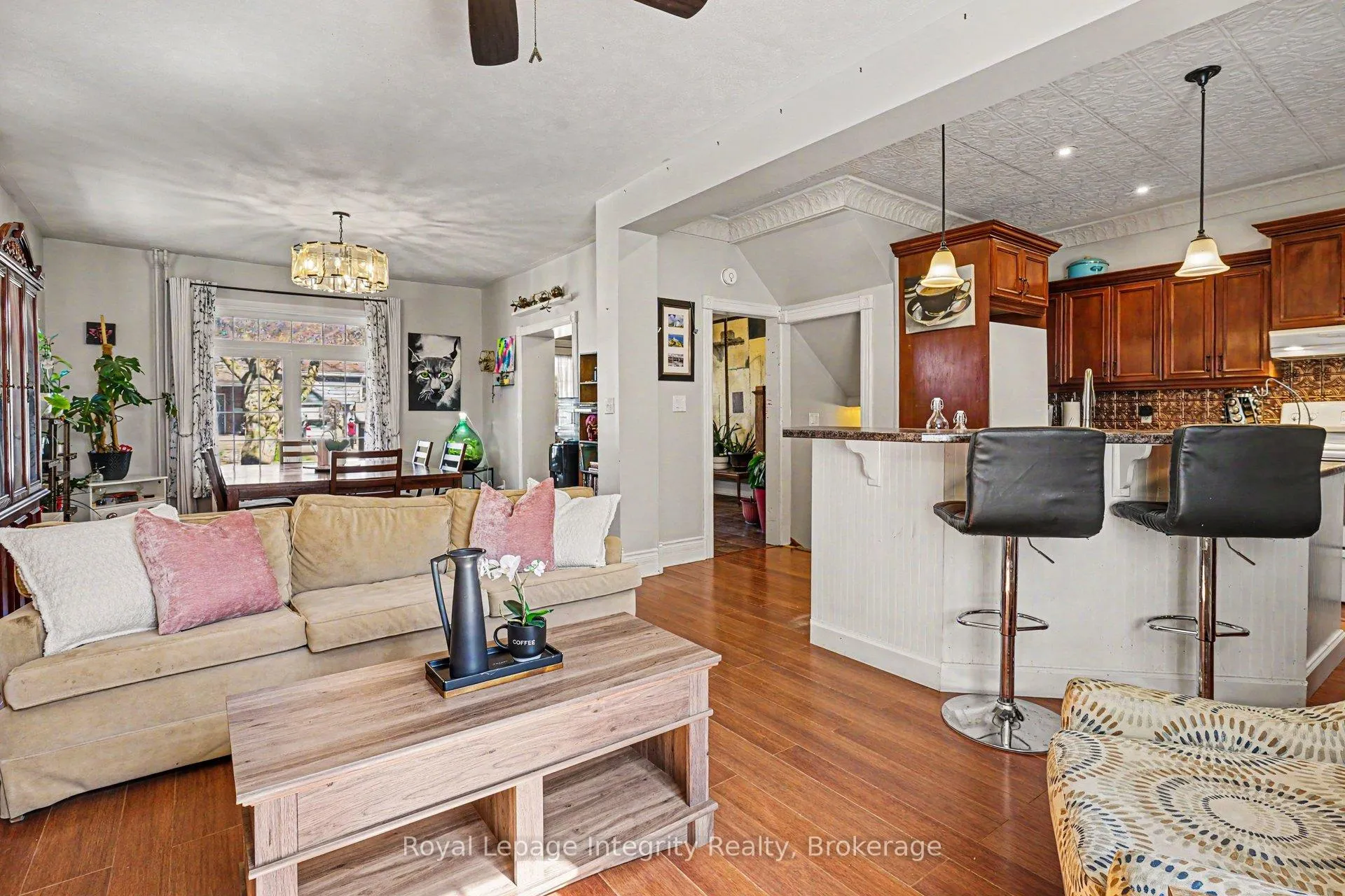 Photo 8 of 976 6th Avenue E, Owen Sound — HOMEH