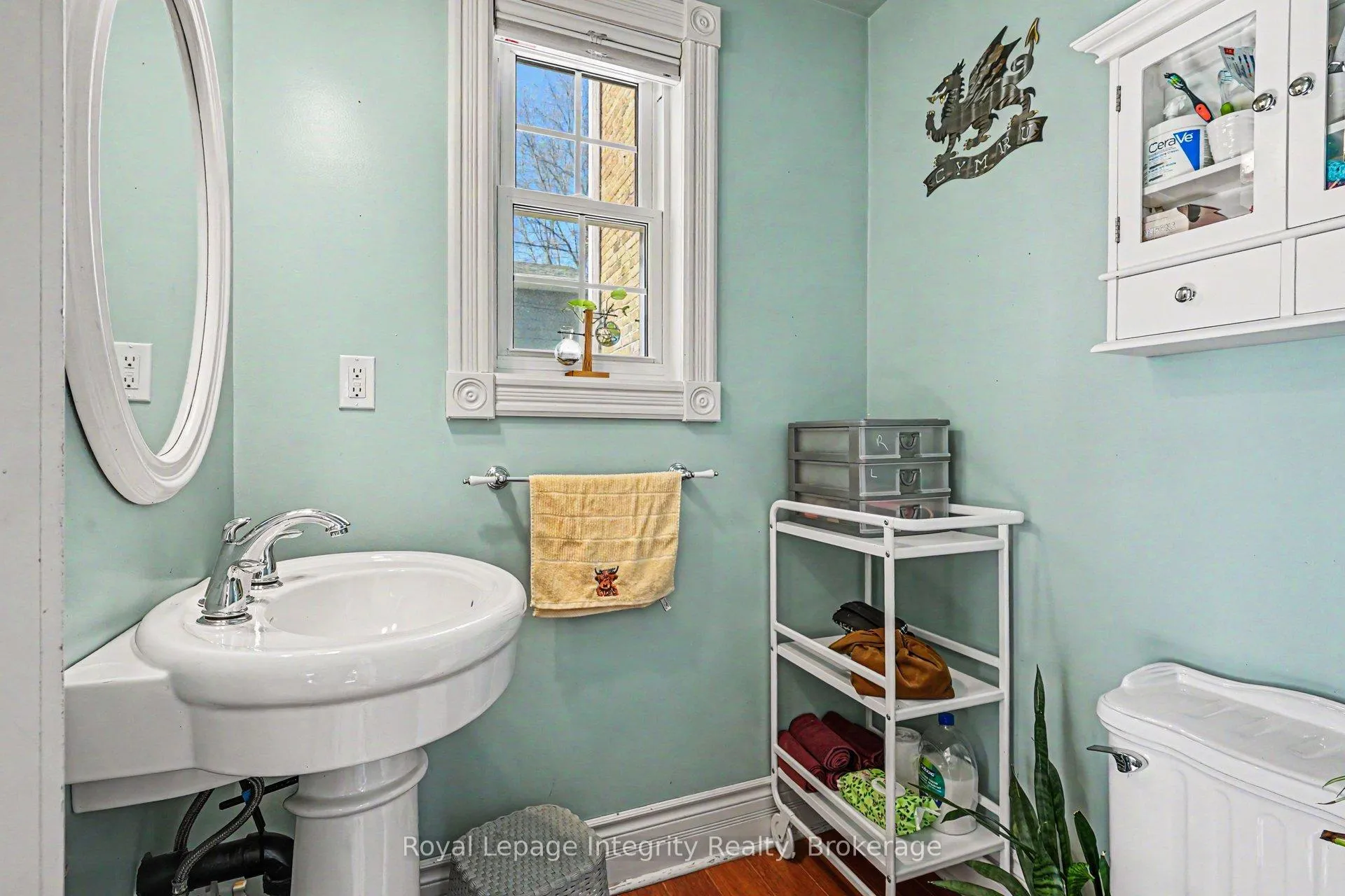 Photo 13 of 976 6th Avenue E, Owen Sound — HOMEH