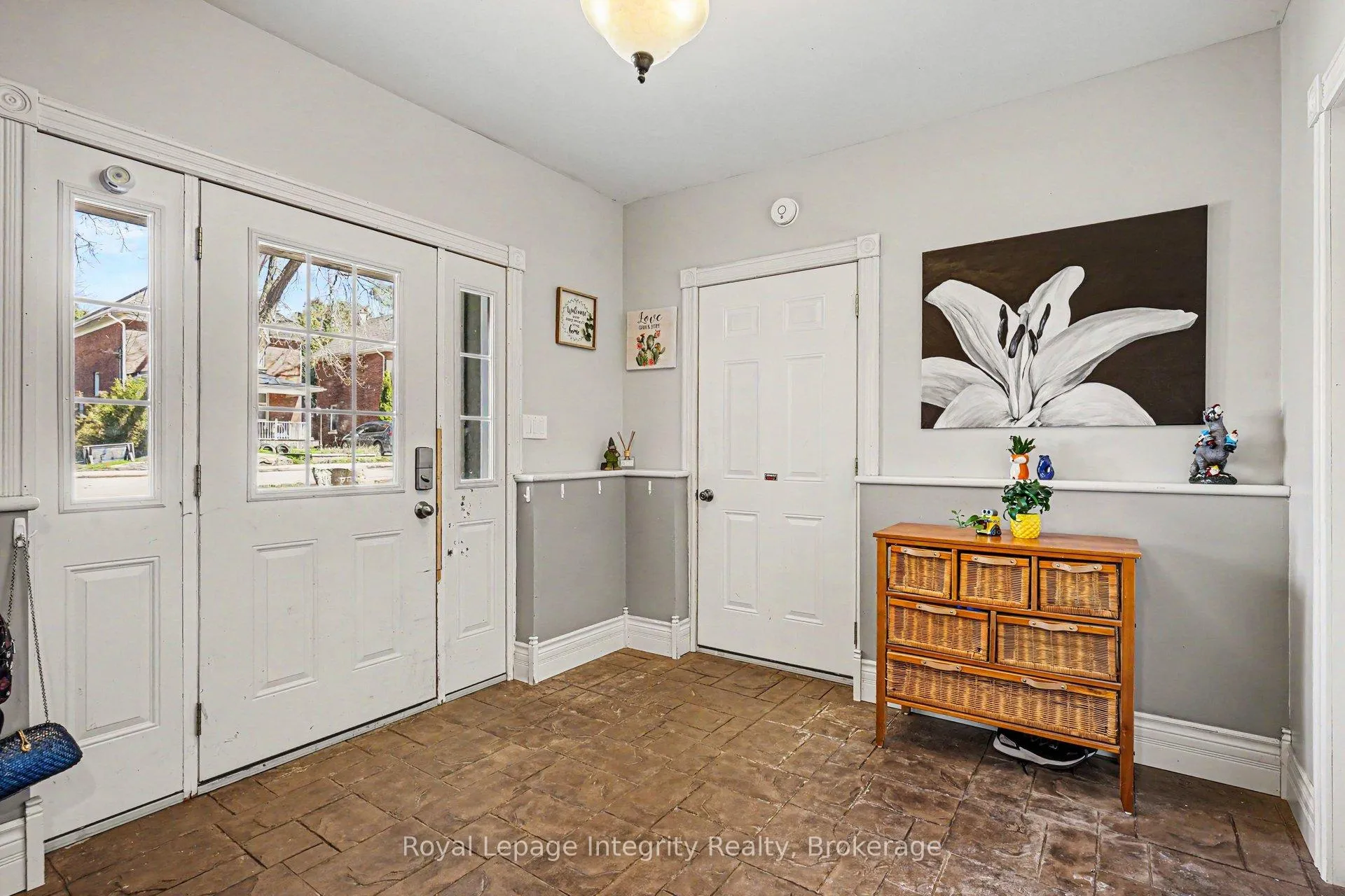 Photo 22 of 976 6th Avenue E, Owen Sound — HOMEH