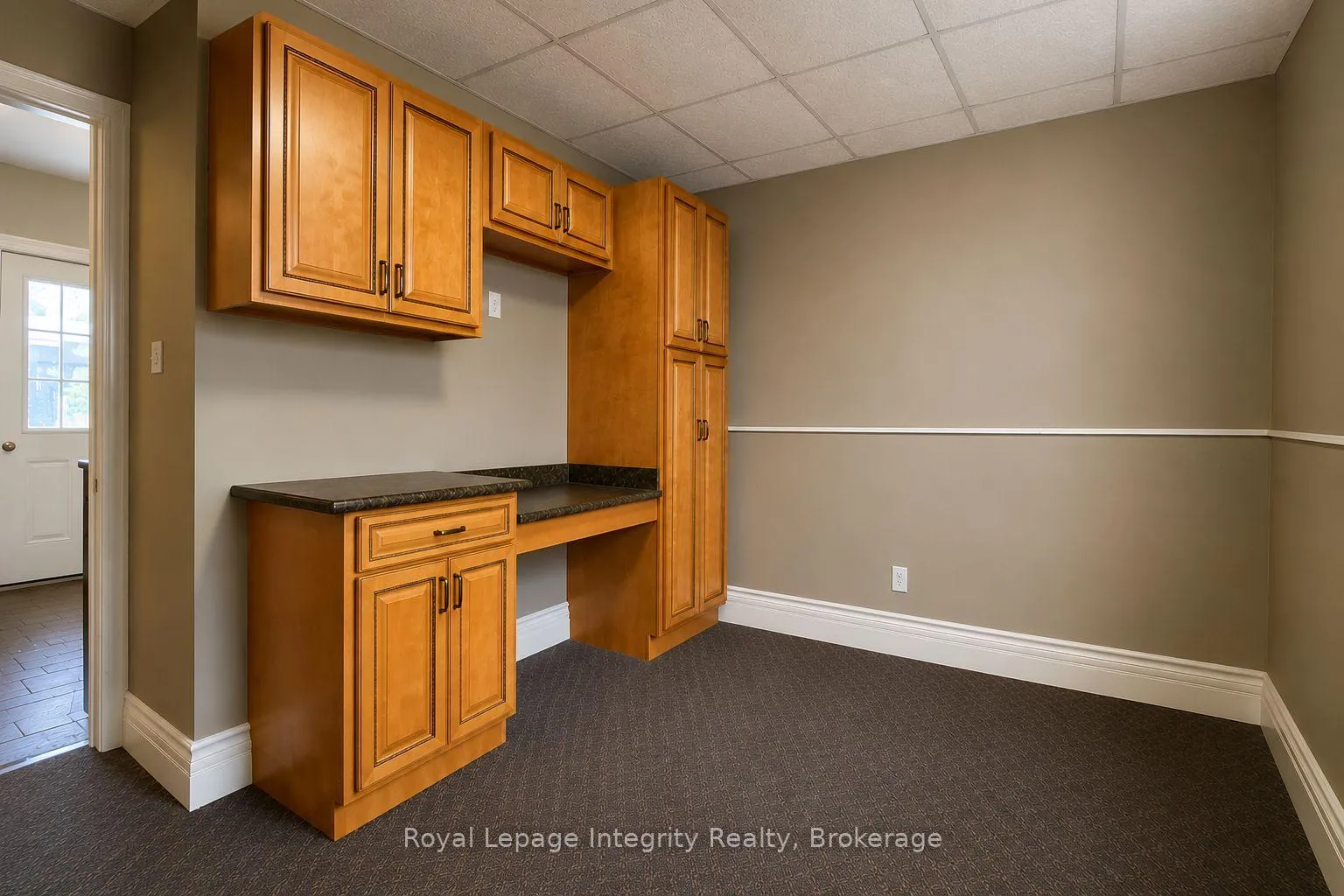 Photo 24 of 976 6th Avenue E, Owen Sound — HOMEH