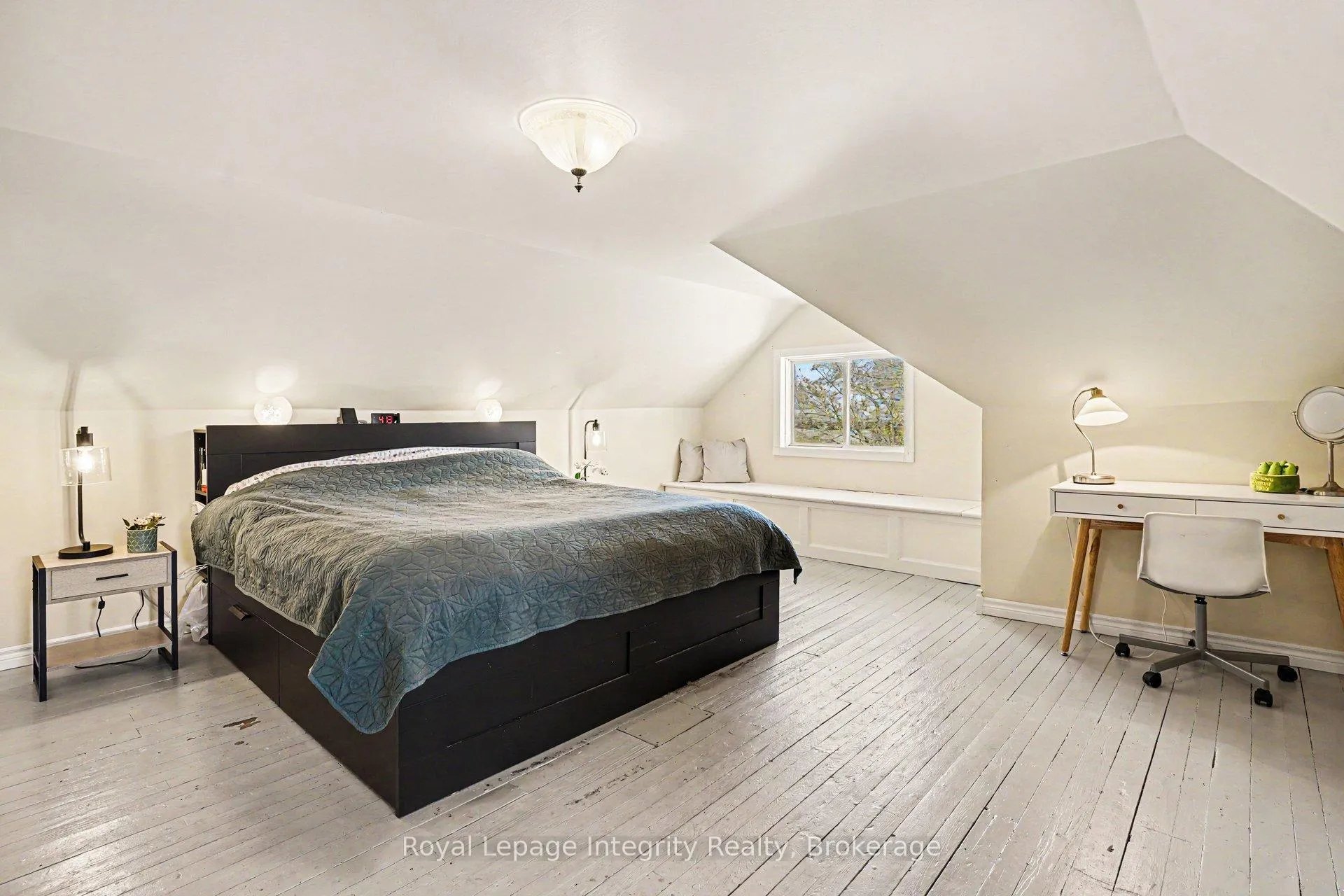 Photo 33 of 976 6th Avenue E, Owen Sound — HOMEH