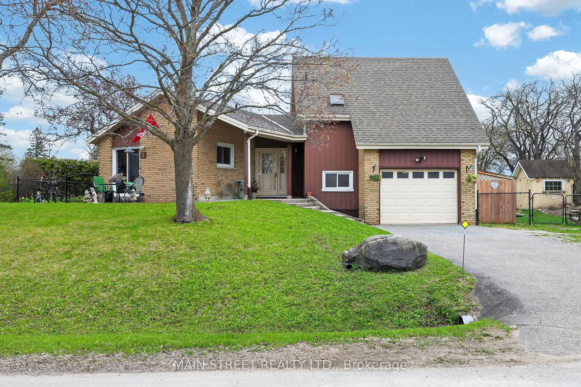 Photo 1 of 3 Meadowlands Drive, Brock, Cannington — HOMEH