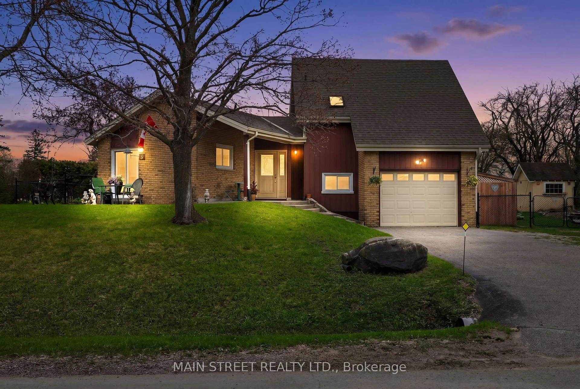 Photo 2 of 3 Meadowlands Drive, Brock, Cannington — HOMEH