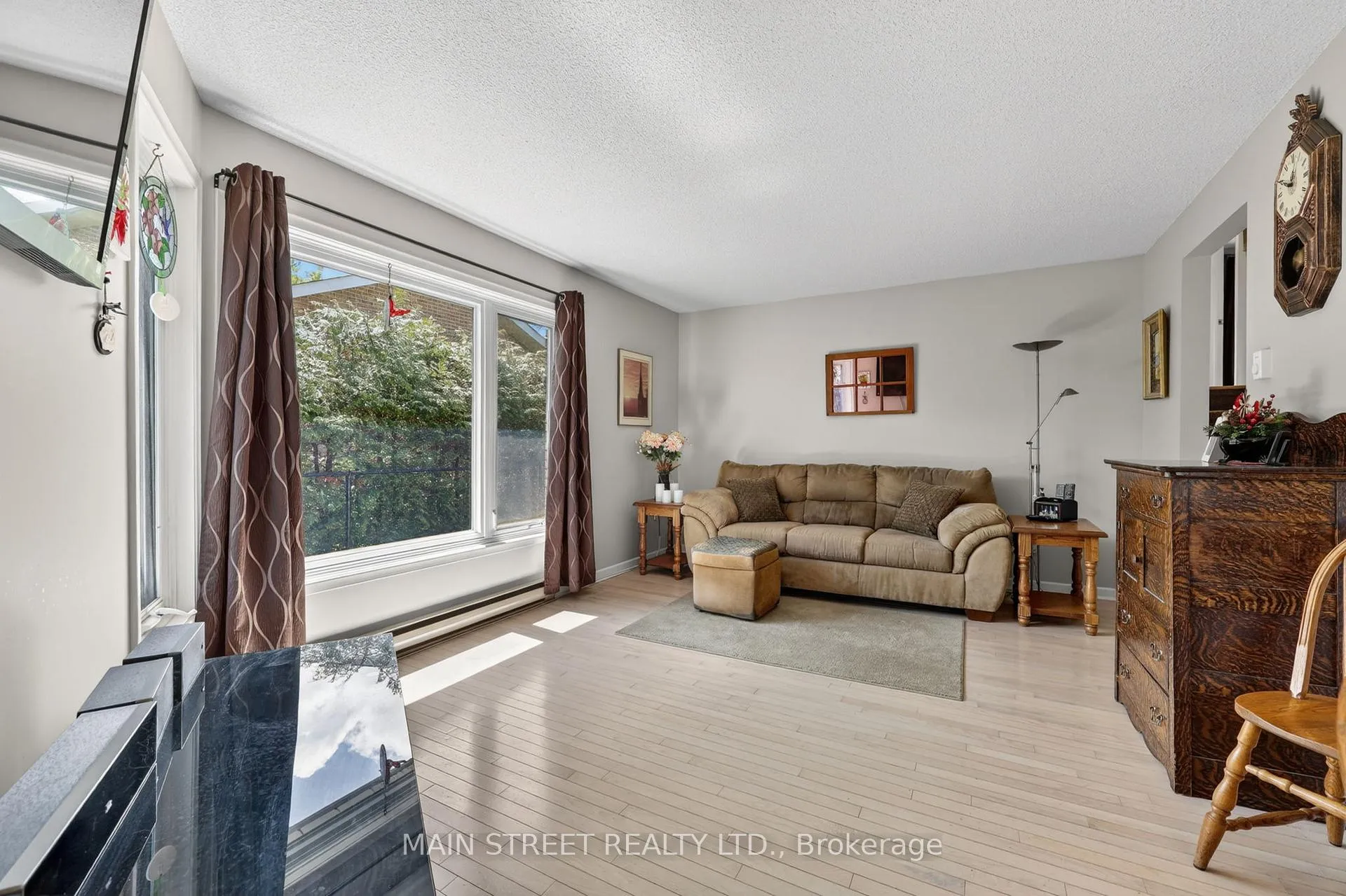 Photo 15 of 3 Meadowlands Drive, Brock, Cannington — HOMEH