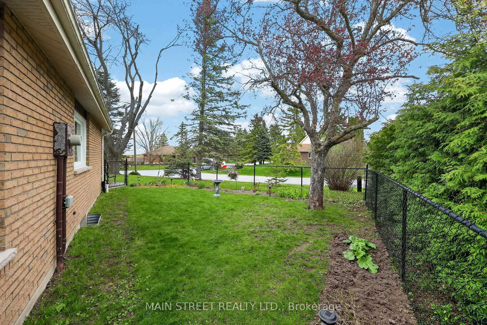 Photo 40 of 3 Meadowlands Drive, Brock, Cannington — HOMEH