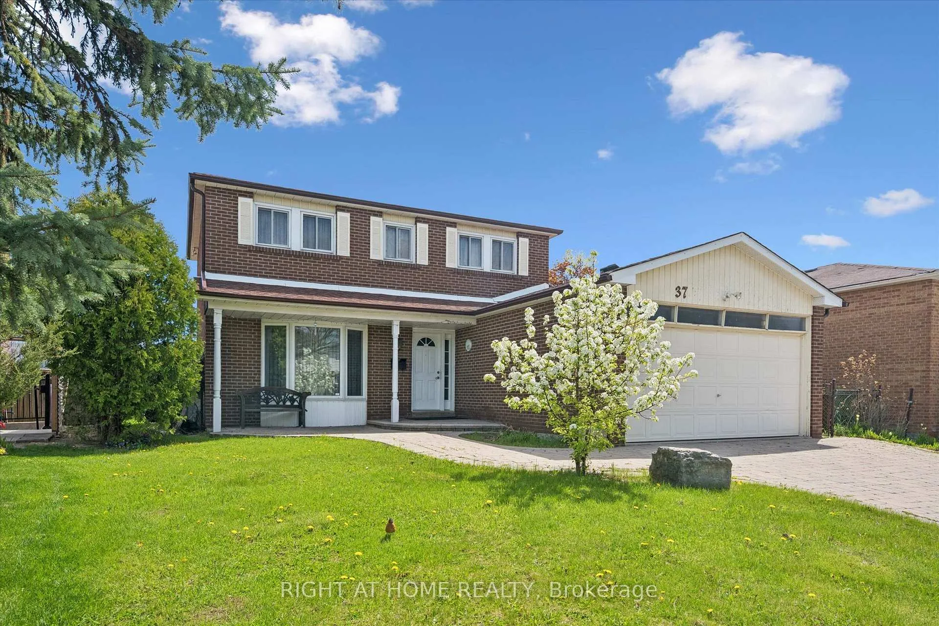 Front of 37 Moffatt Avenue