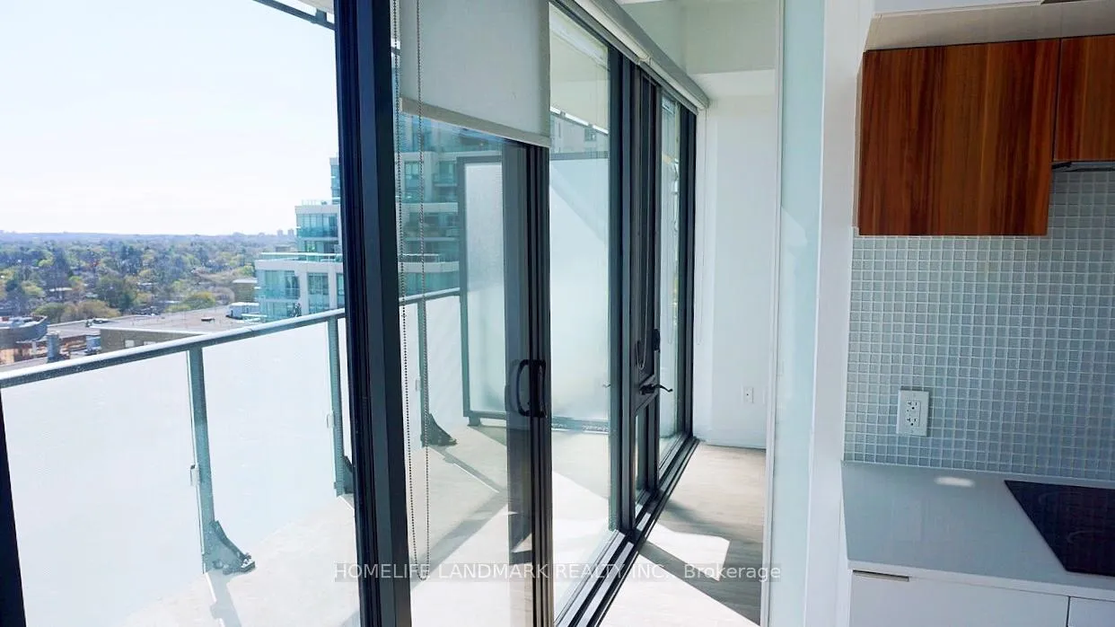 Photo 4 of Unit 1306, 185 Roehampton Avenue, Toronto, Mount Pleasant West — HOMEH