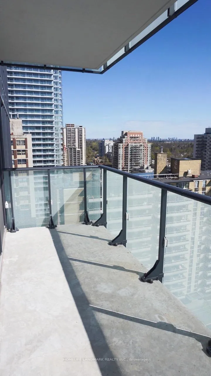Photo 9 of Unit 1306, 185 Roehampton Avenue, Toronto, Mount Pleasant West — HOMEH