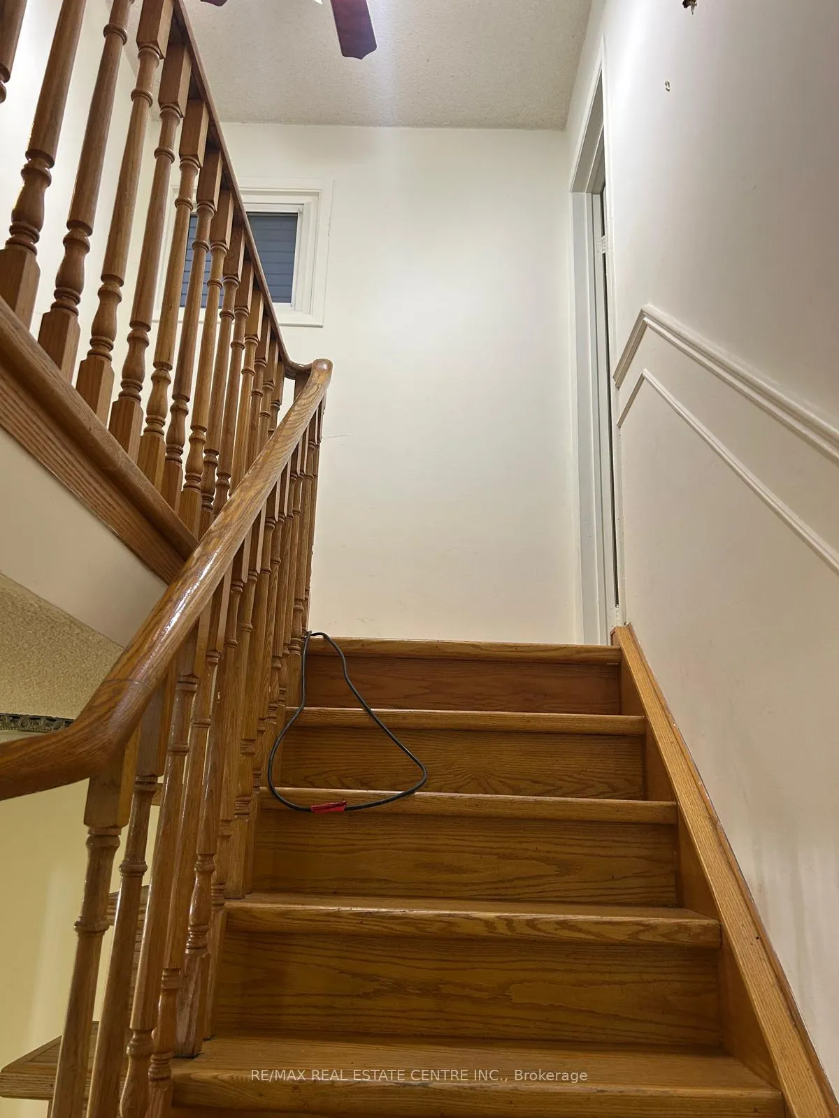 Photo 9 of 72 Swennen Drive, Brampton, Brampton North — HOMEH