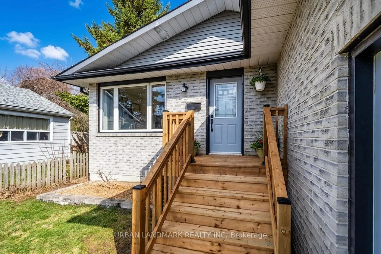 Photo 2 of 140 Riveredge Drive, Georgina, Keswick North — HOMEH