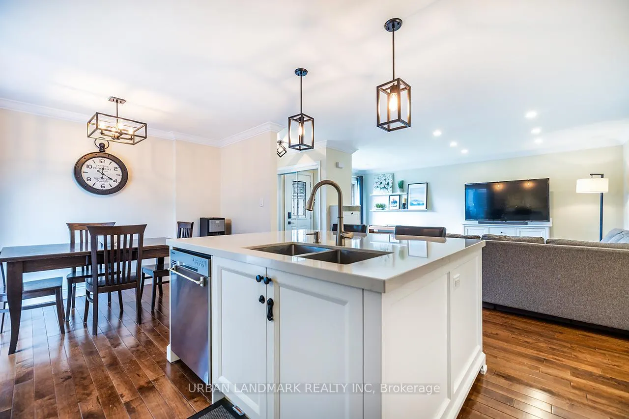 Photo 4 of 140 Riveredge Drive, Georgina, Keswick North — HOMEH