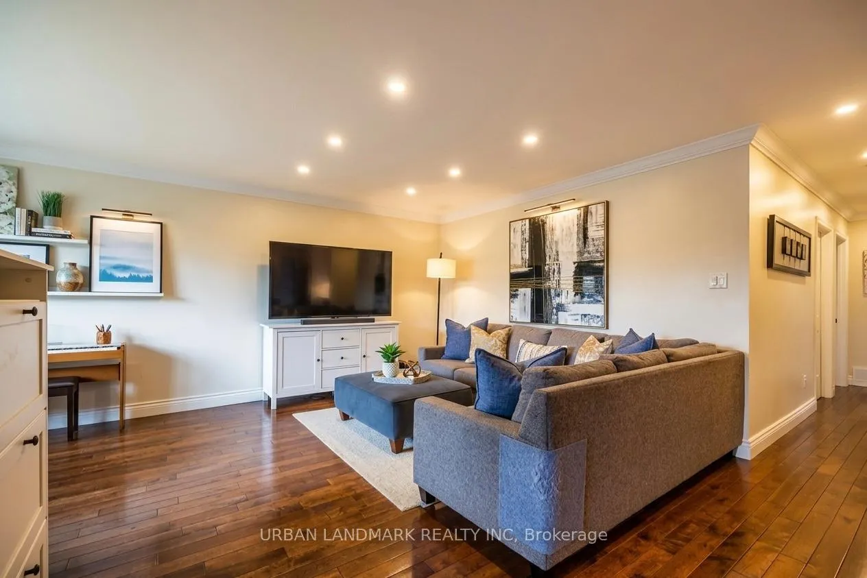 Photo 10 of 140 Riveredge Drive, Georgina, Keswick North — HOMEH