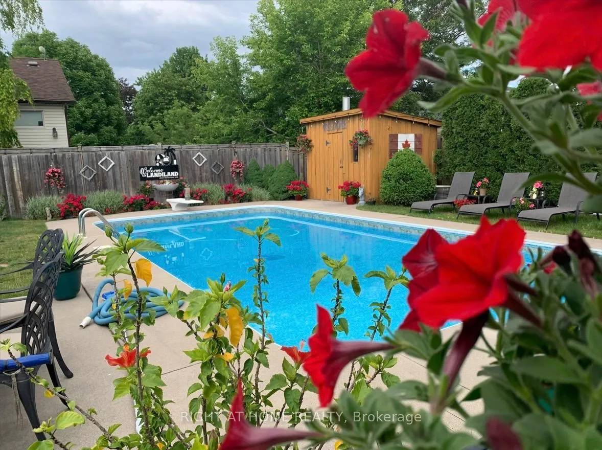 Photo 1 of 760 Willow Avenue, Milton, Dorset Park — HOMEH