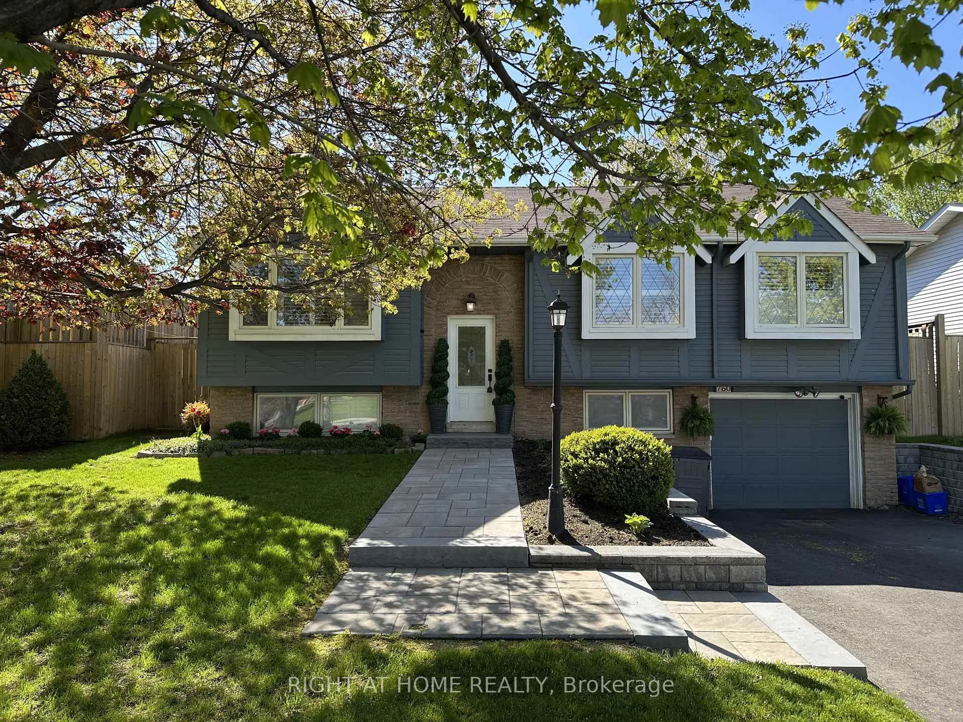 Photo 2 of 760 Willow Avenue, Milton, Dorset Park — HOMEH