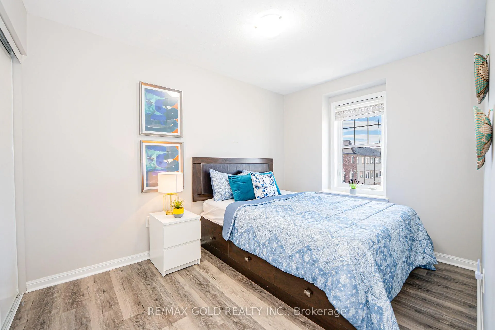 Photo 24 of 45 Ariel Road, Brampton, Northwest Brampton — HOMEH