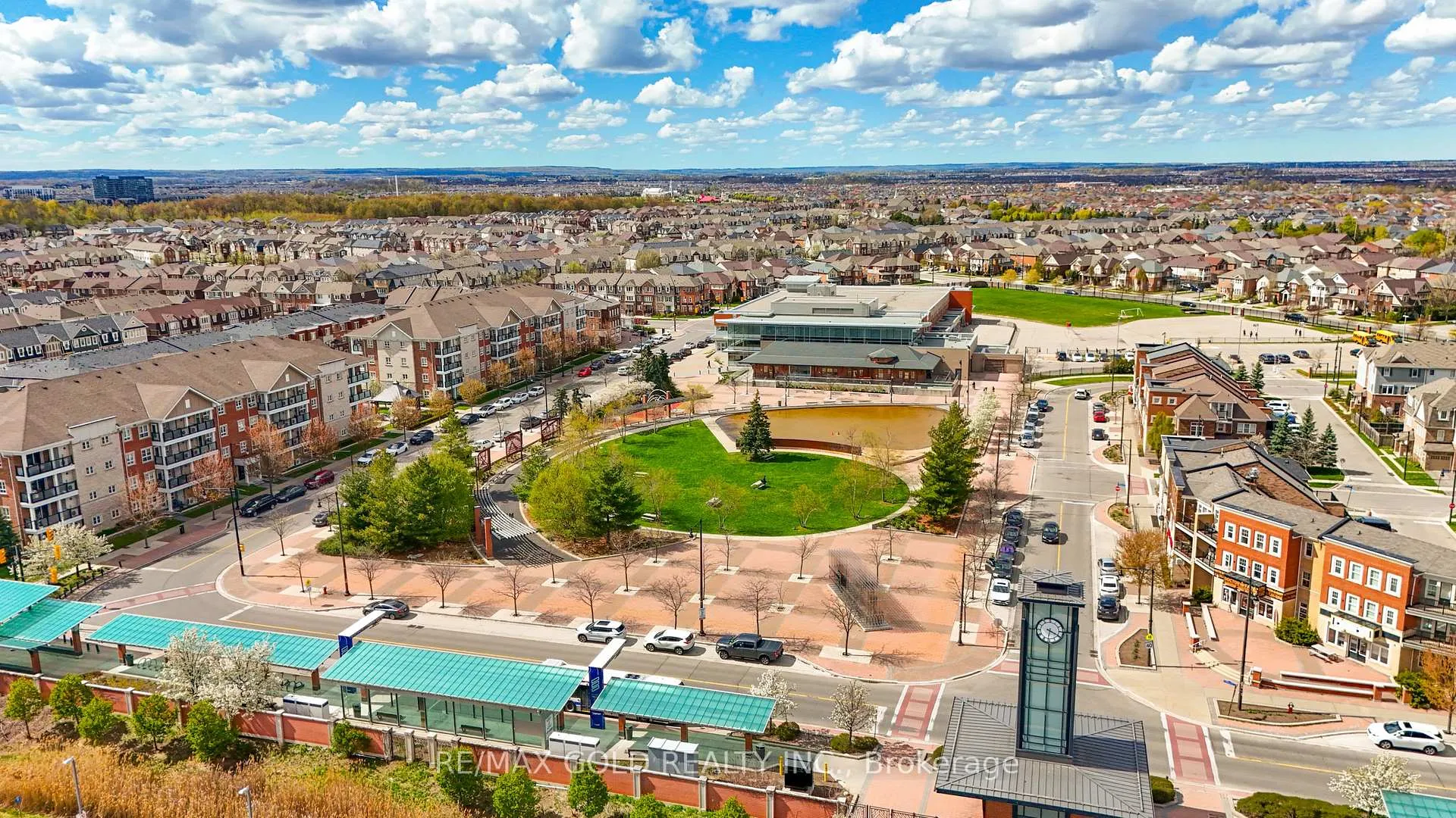 Photo 34 of 45 Ariel Road, Brampton, Northwest Brampton — HOMEH