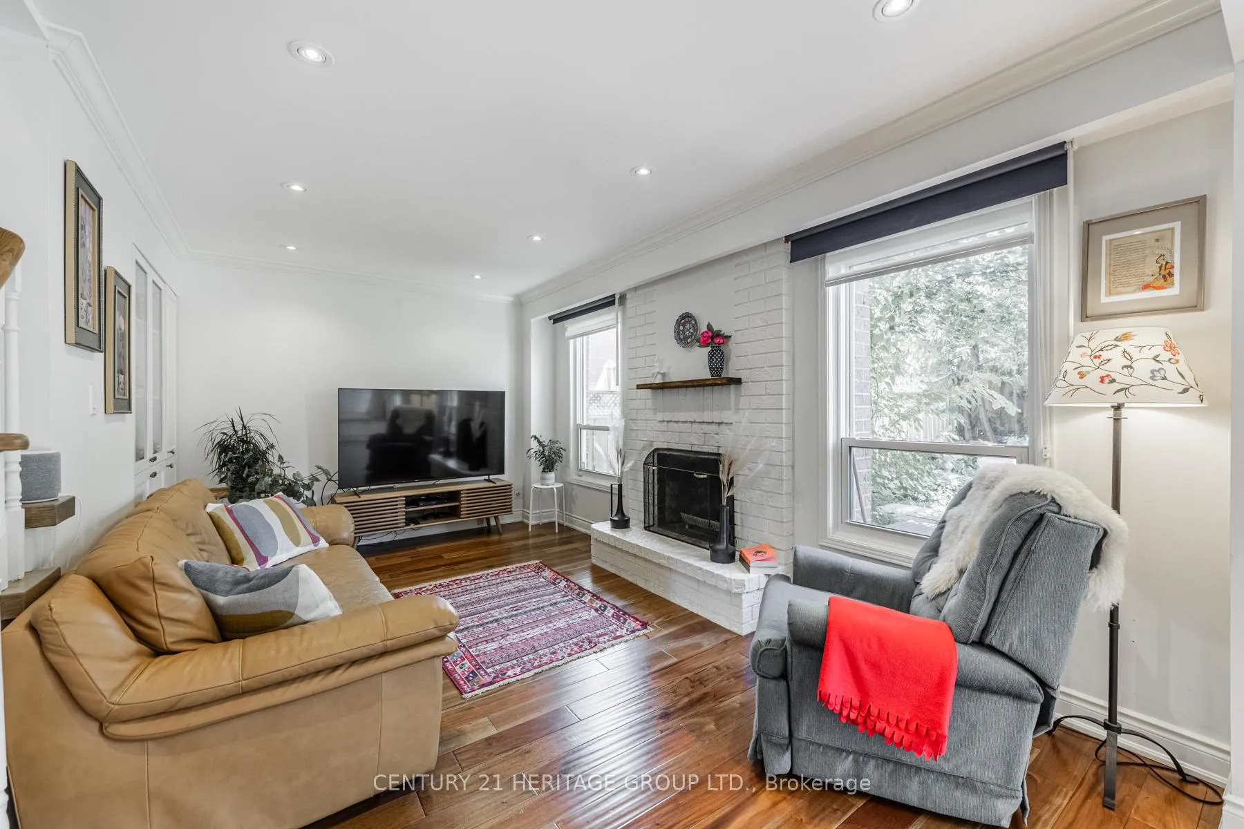 Photo 8 of 36 Hallmark Court, Vaughan, Crestwood-Springfarm-Yorkhill — HOMEH