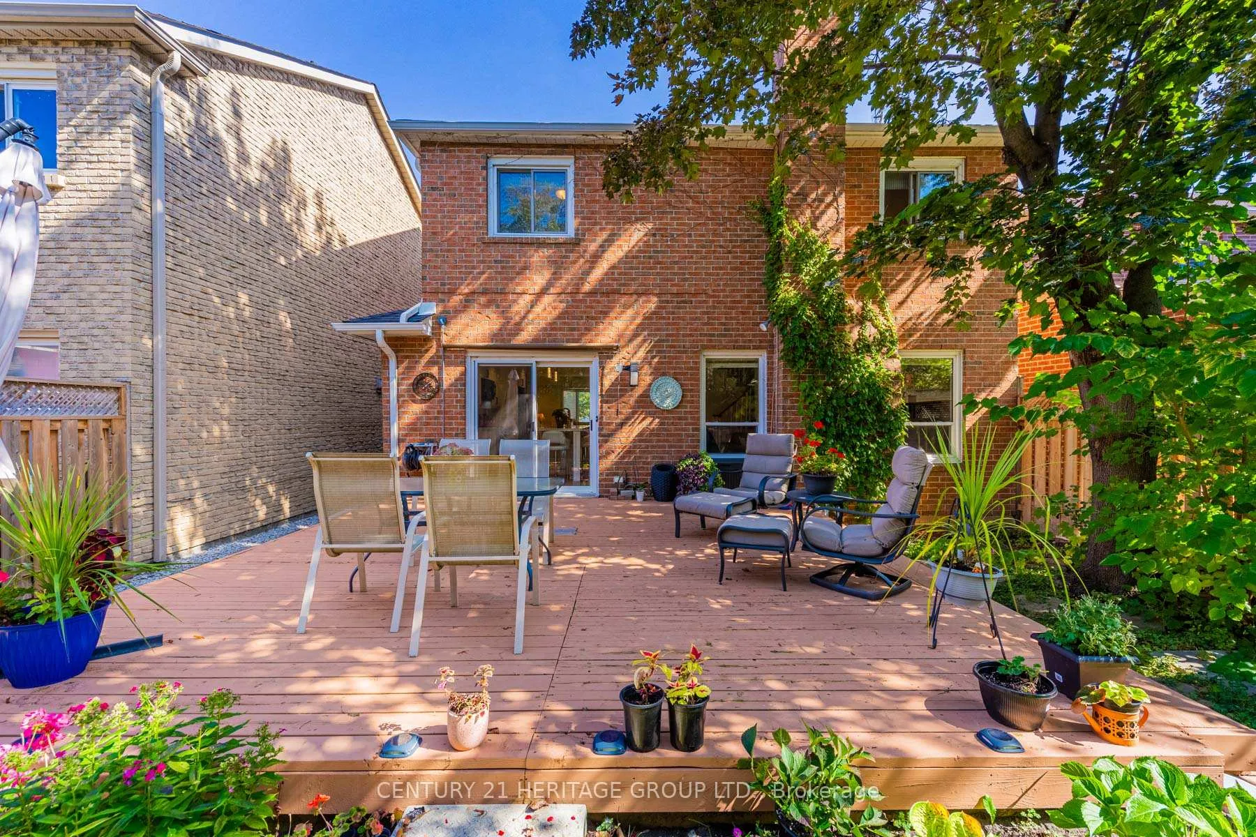 Photo 31 of 36 Hallmark Court, Vaughan, Crestwood-Springfarm-Yorkhill — HOMEH