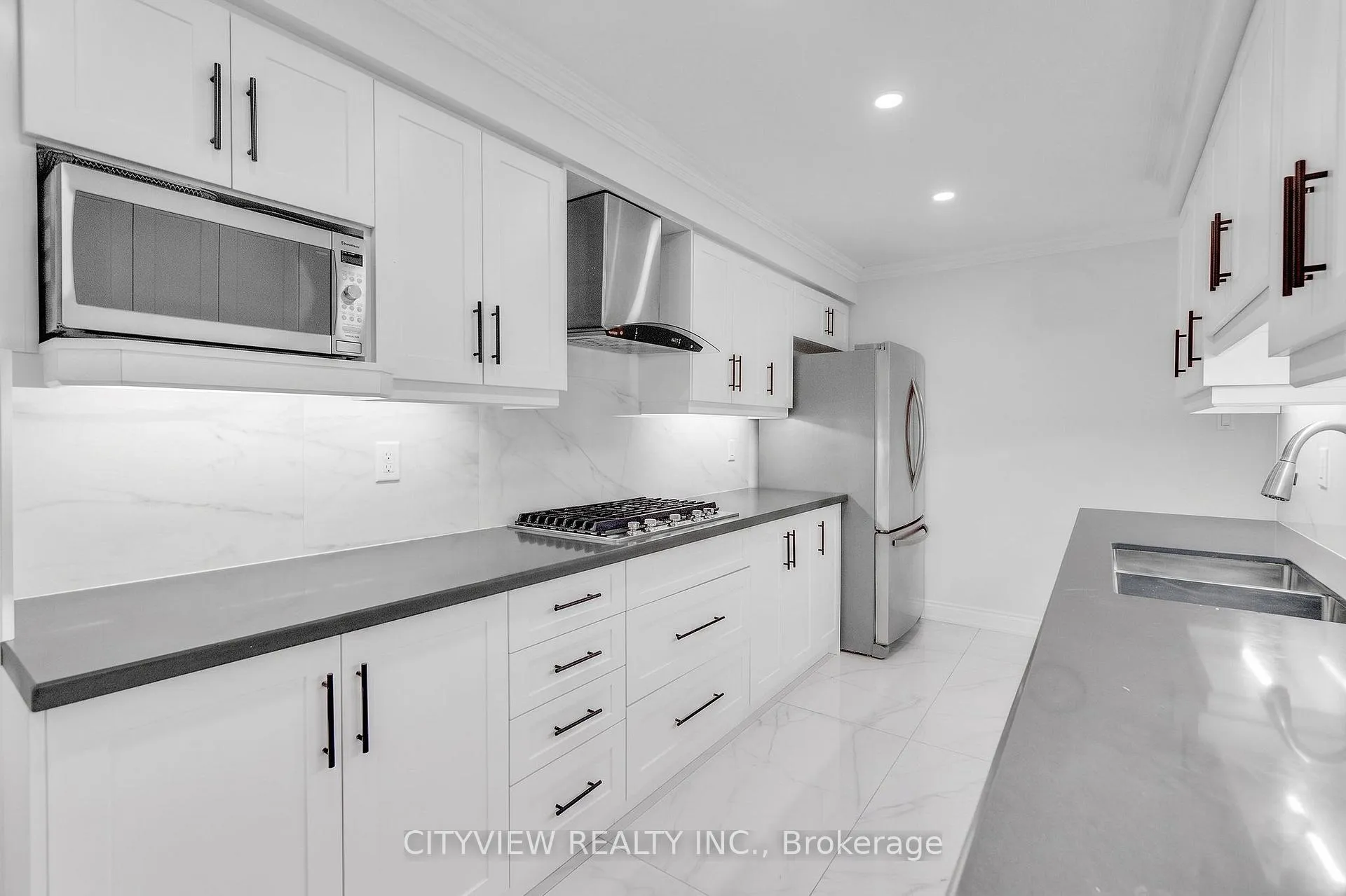 Photo 13 of Unit 67, 6050 Bidwell Trail, Mississauga, East Credit — HOMEH